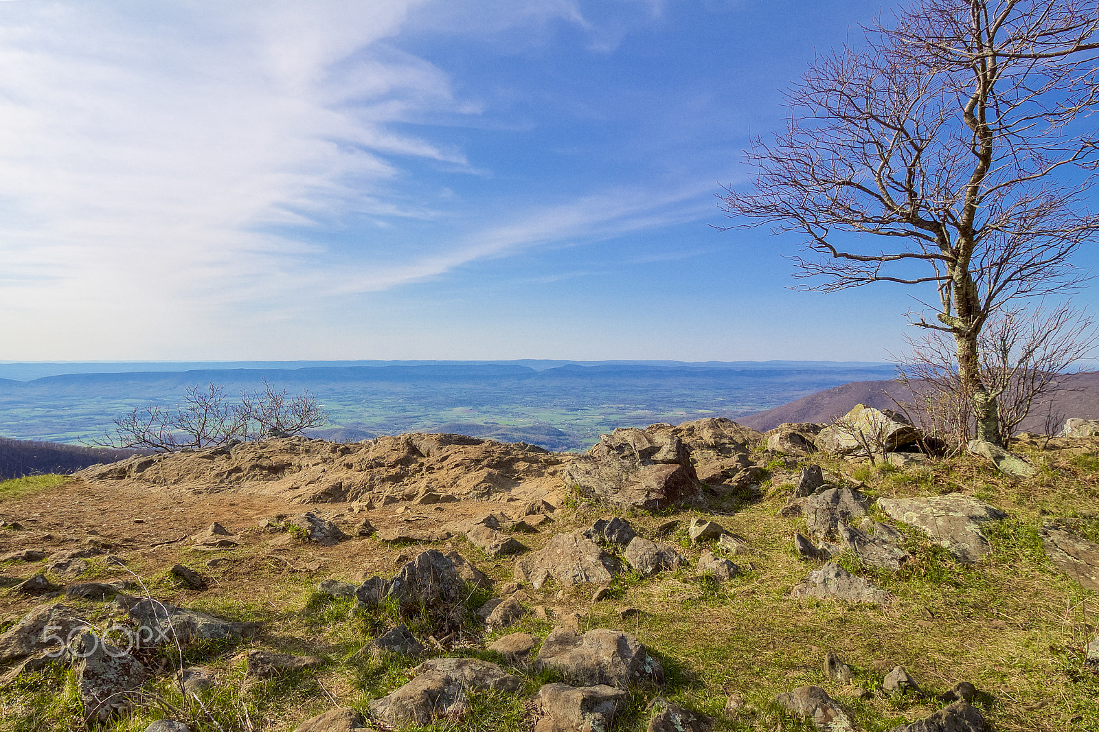 Canon EF-S 10-18mm F4.5–5.6 IS STM sample photo. Snickers gap hike photography