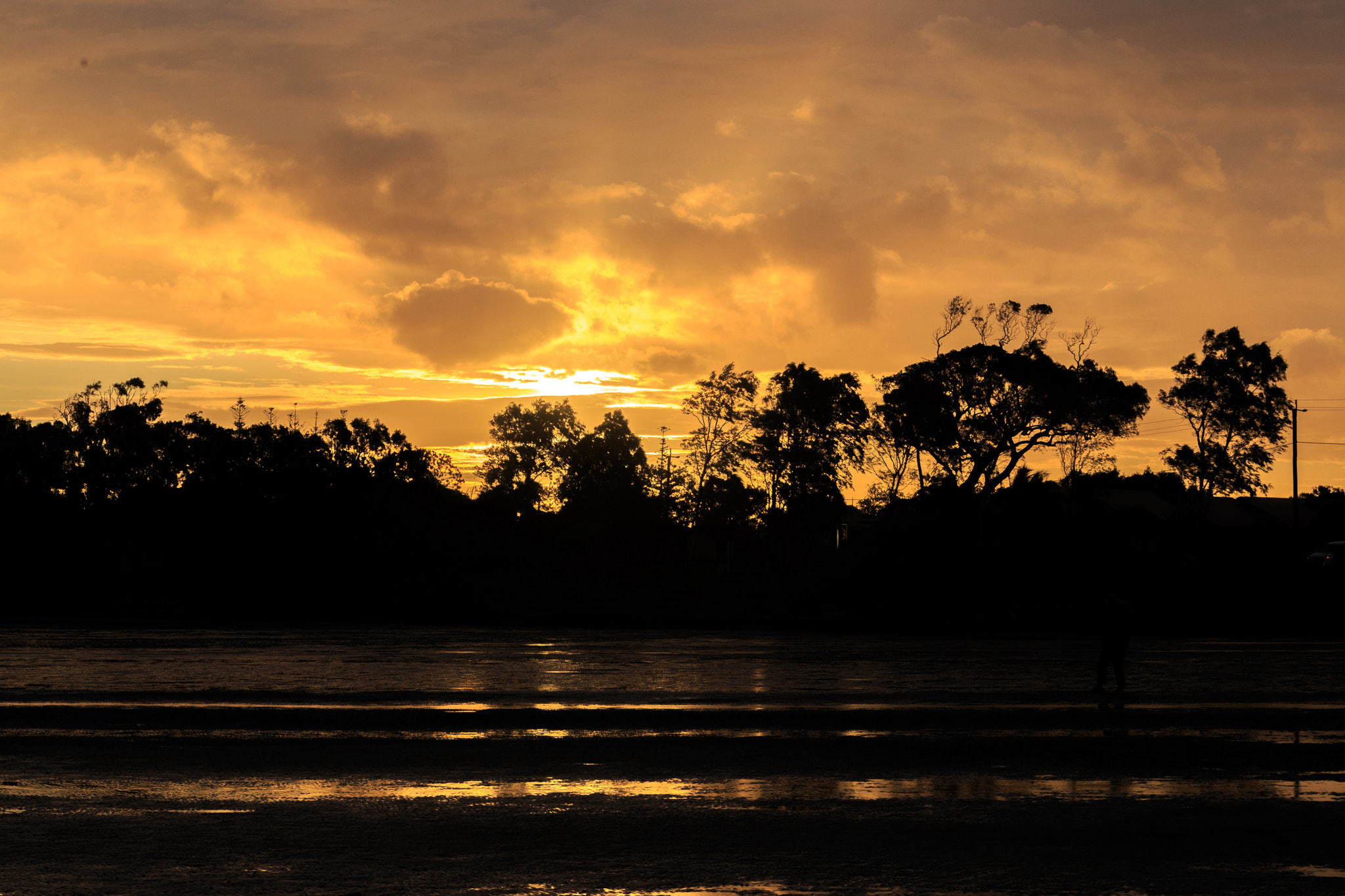 Sigma 70-300mm F4-5.6 APO DG Macro sample photo. Sunset tin can bay photography