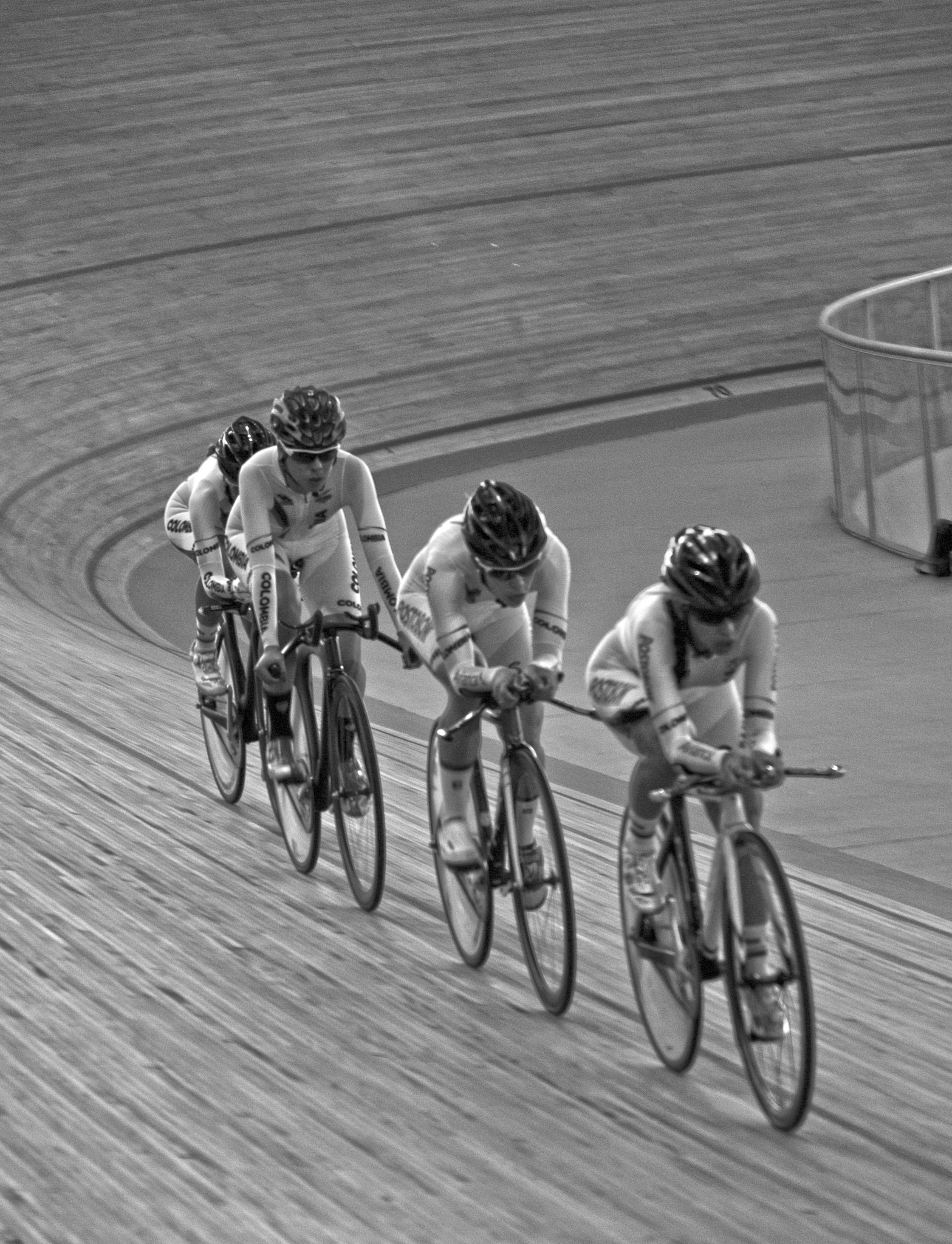 Nikon D200 sample photo. Squadra femminile  colombiana photography