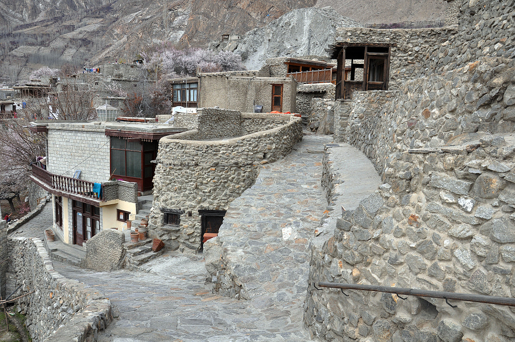 Old historical houses made of mud and stones. by Furqan  LW on 500px.com
