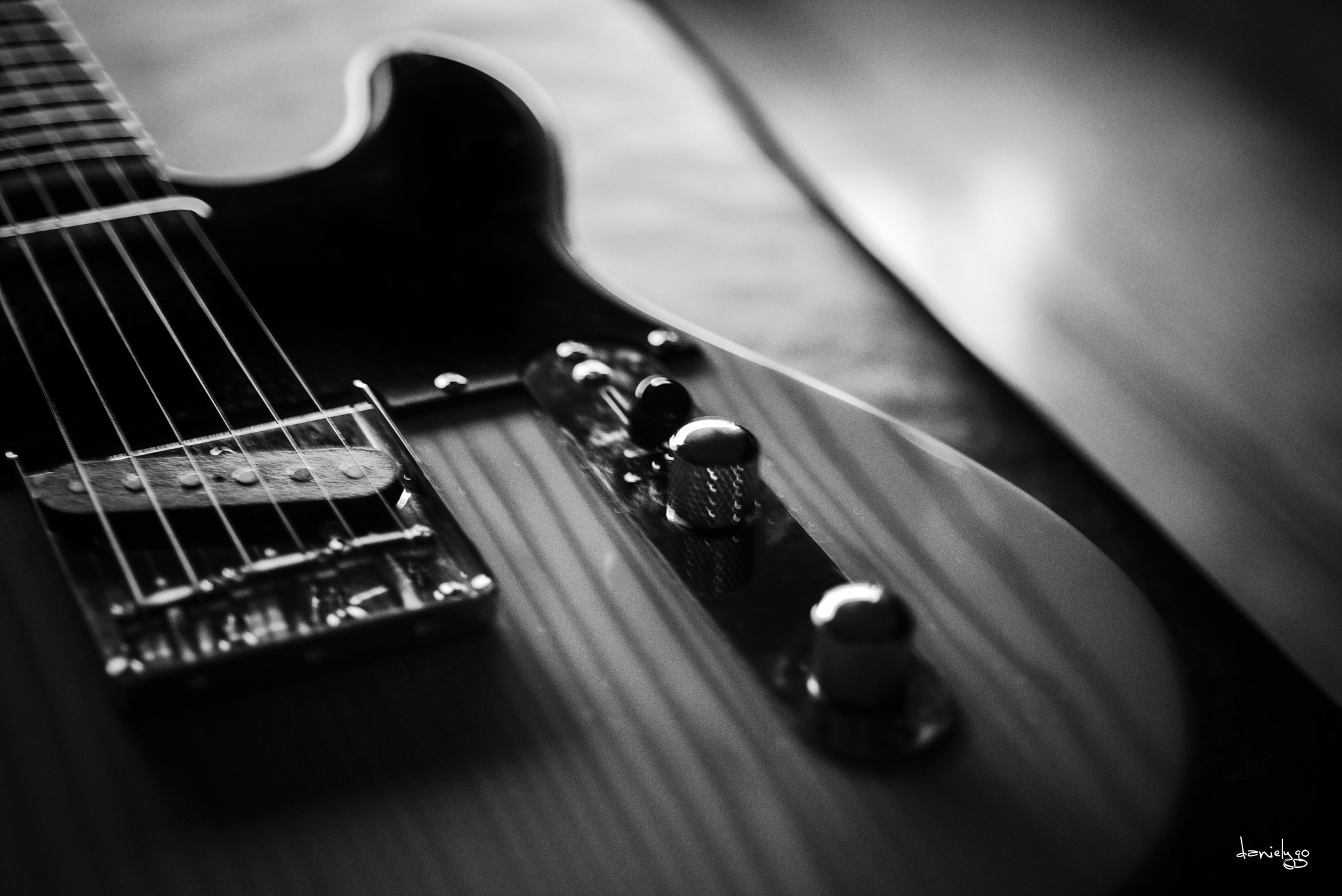 Nikon D810 + Nikon AF Micro-Nikkor 60mm F2.8D sample photo. Mono tele photography