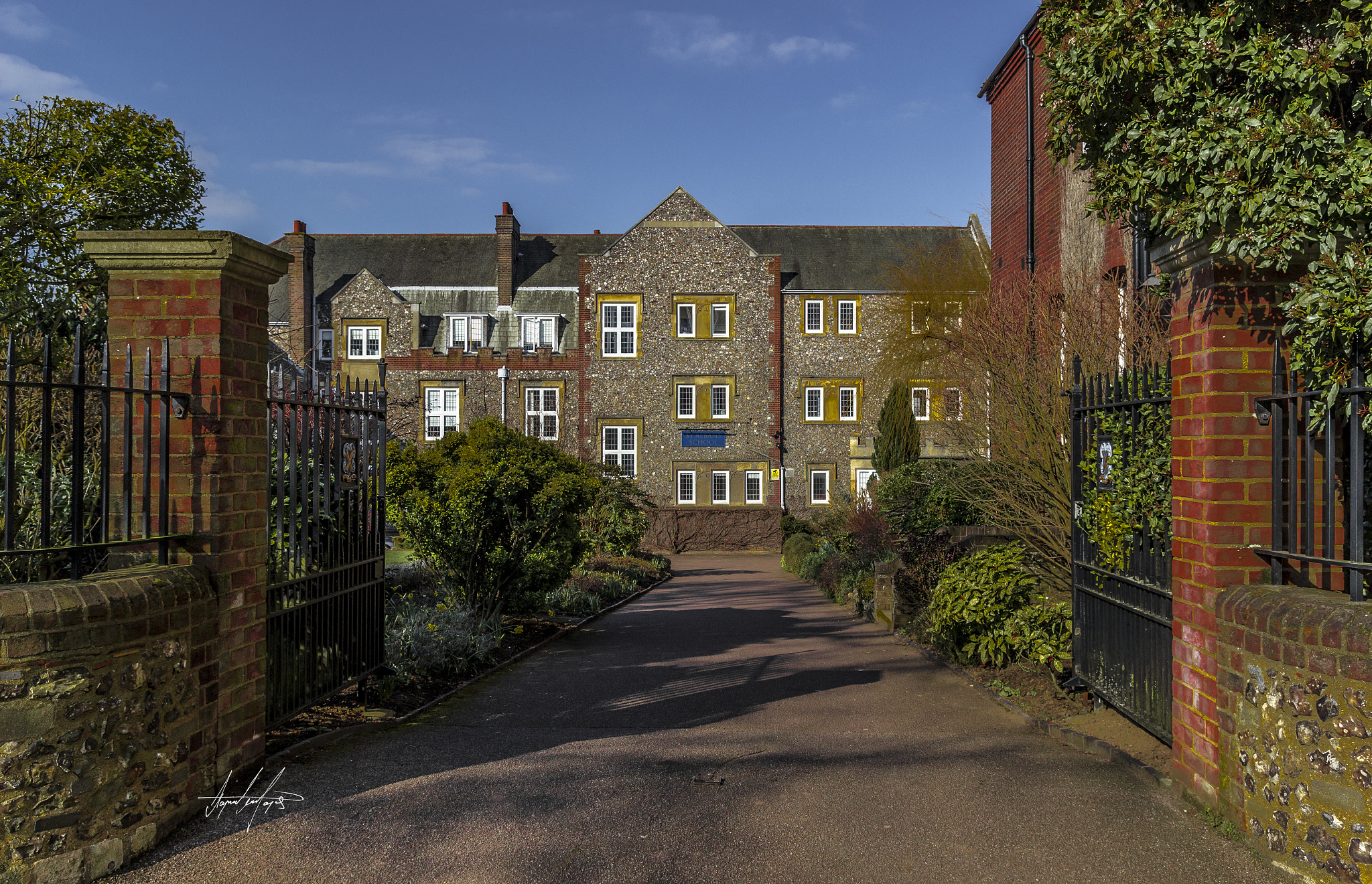 Canon EOS 600D (Rebel EOS T3i / EOS Kiss X5) sample photo. St. albans school photography
