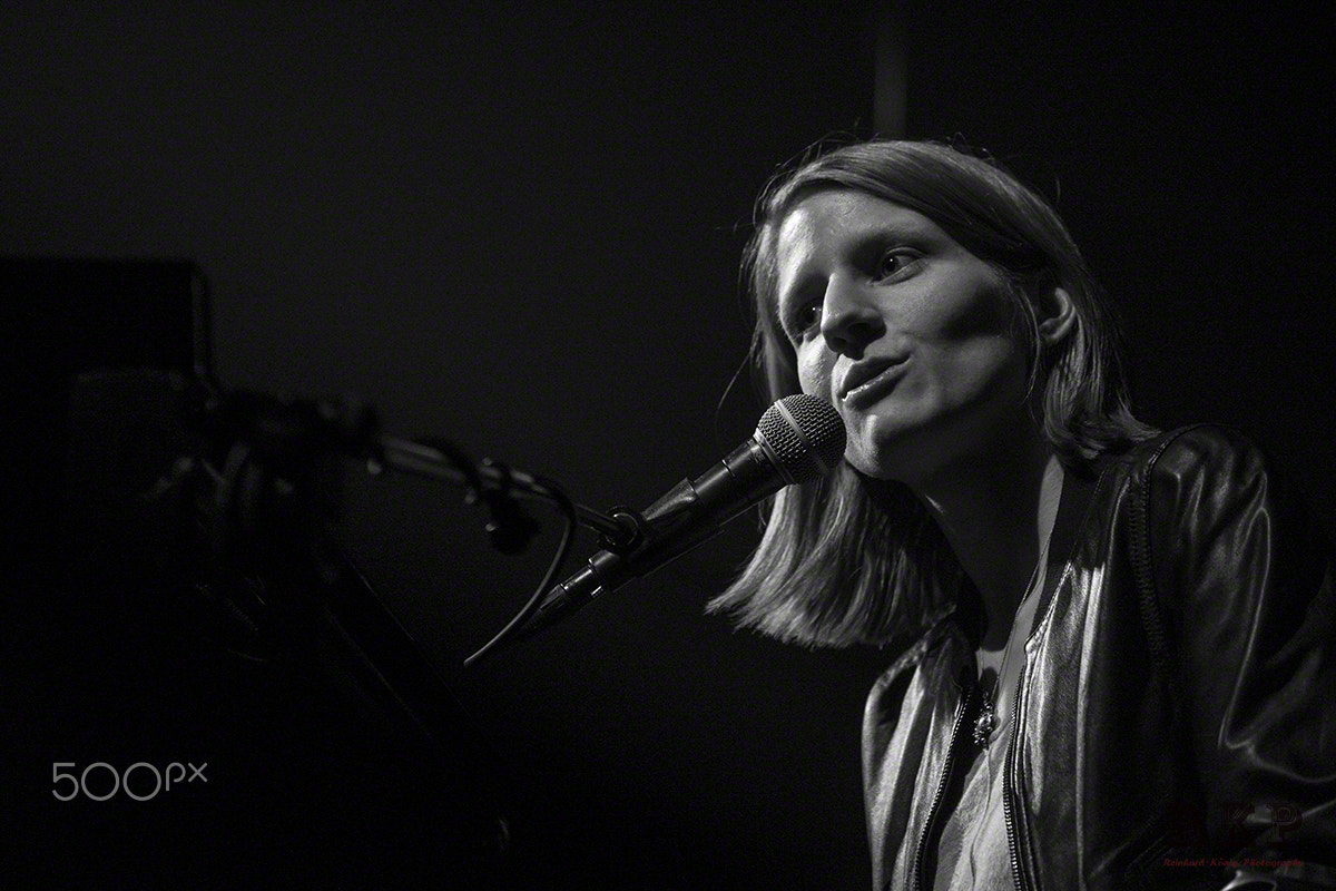 Minolta AF 80-200mm F2.8 HS-APO G sample photo. Marketa irglova in concert at the workshop theatre in bregenz photography