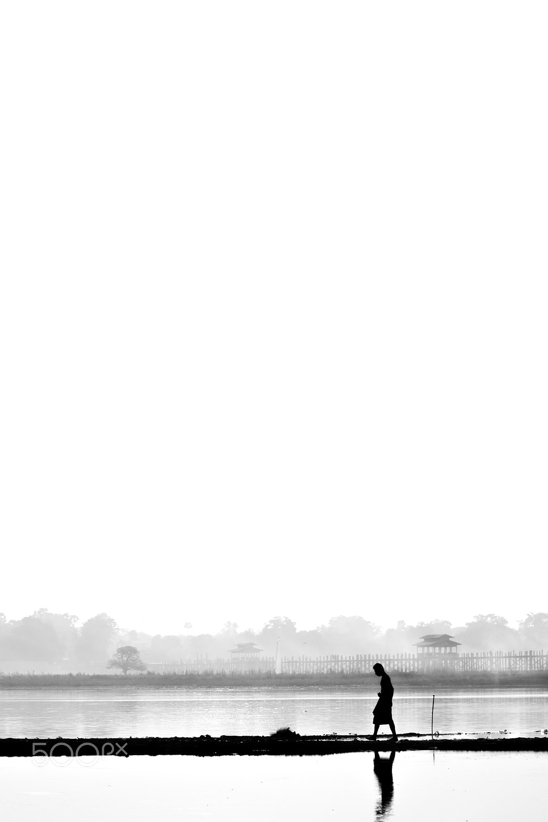 Canon EOS 760D (EOS Rebel T6s / EOS 8000D) sample photo. Fisherman find a fish black and white tone photography