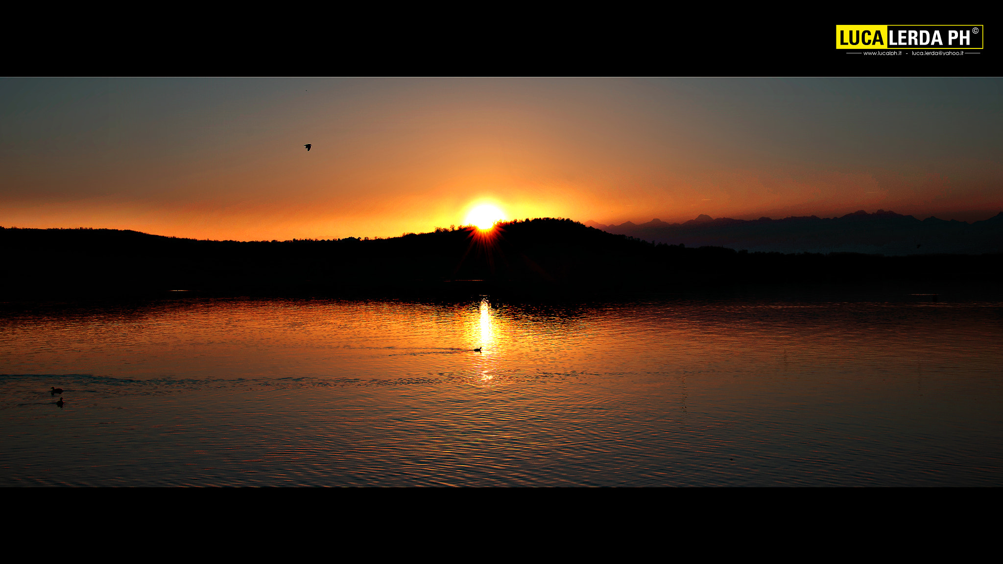 Nikon D610 + Sigma 20-40mm F2.8 sample photo. Viverone sunset photography
