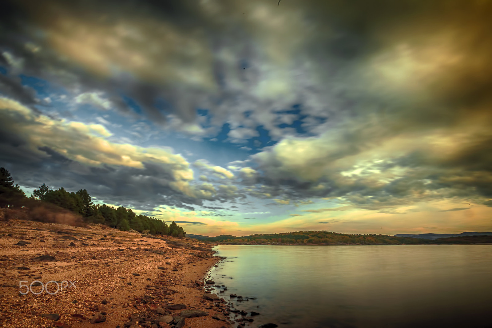 Sigma 10-20mm F3.5 EX DC HSM sample photo. Nubes photography