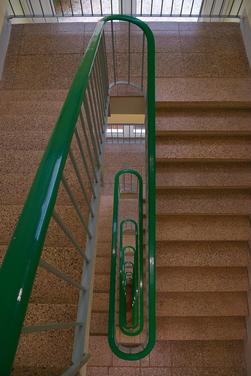 Pentax smc DA 18-55mm F3.5-5.6 AL WR sample photo. Stairs photography