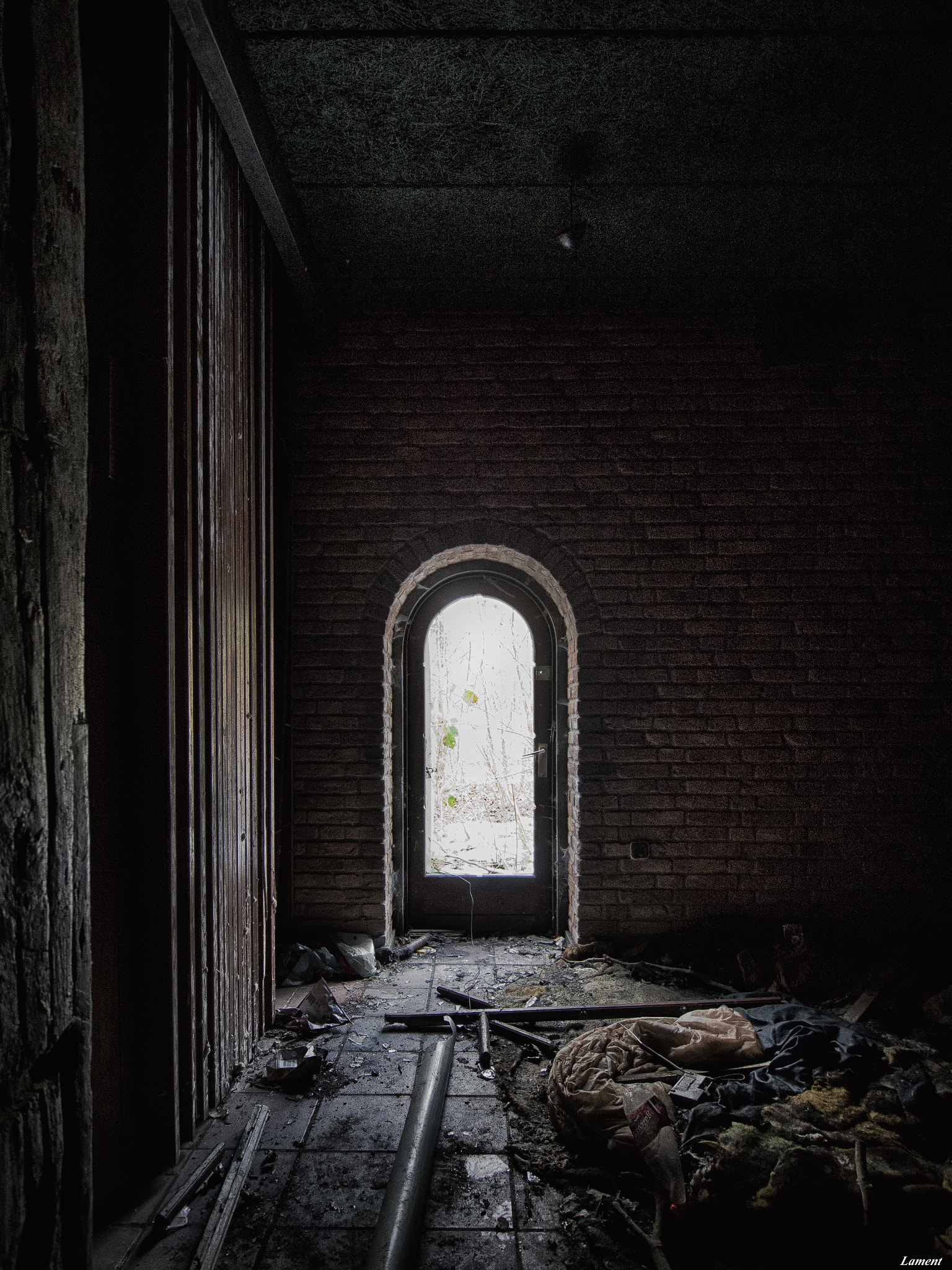 Olympus PEN E-PL7 + OLYMPUS M.9-18mm F4.0-5.6 sample photo. Decay... photography