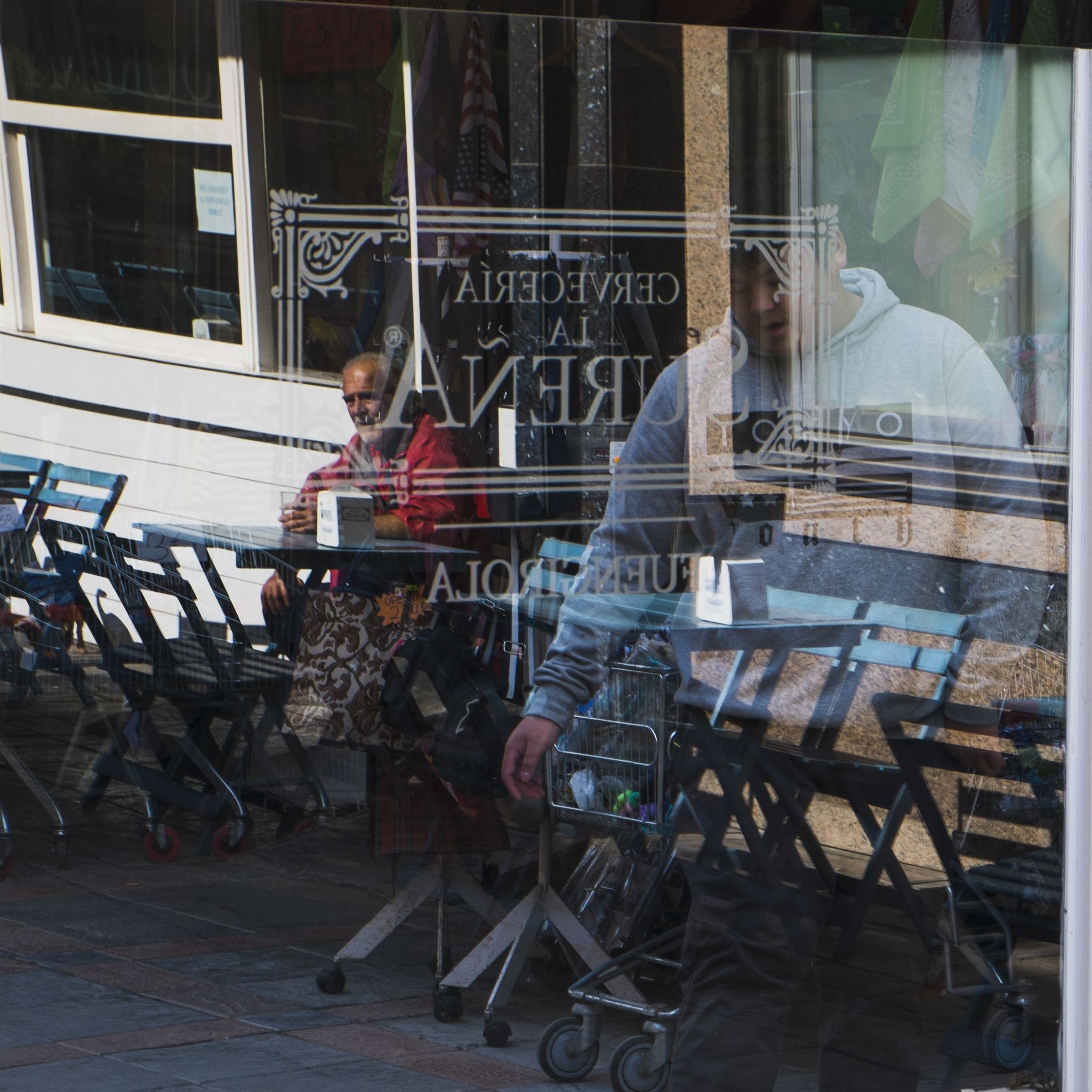 Fujifilm XC 16-50mm F3.5-5.6 OIS II sample photo. Calle photography