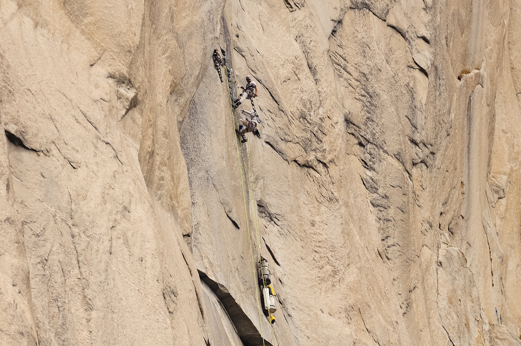 Nikon D300 + Sigma APO 100-300mm F4 EX IF HSM sample photo. Yosemite el capitan climbers n photography