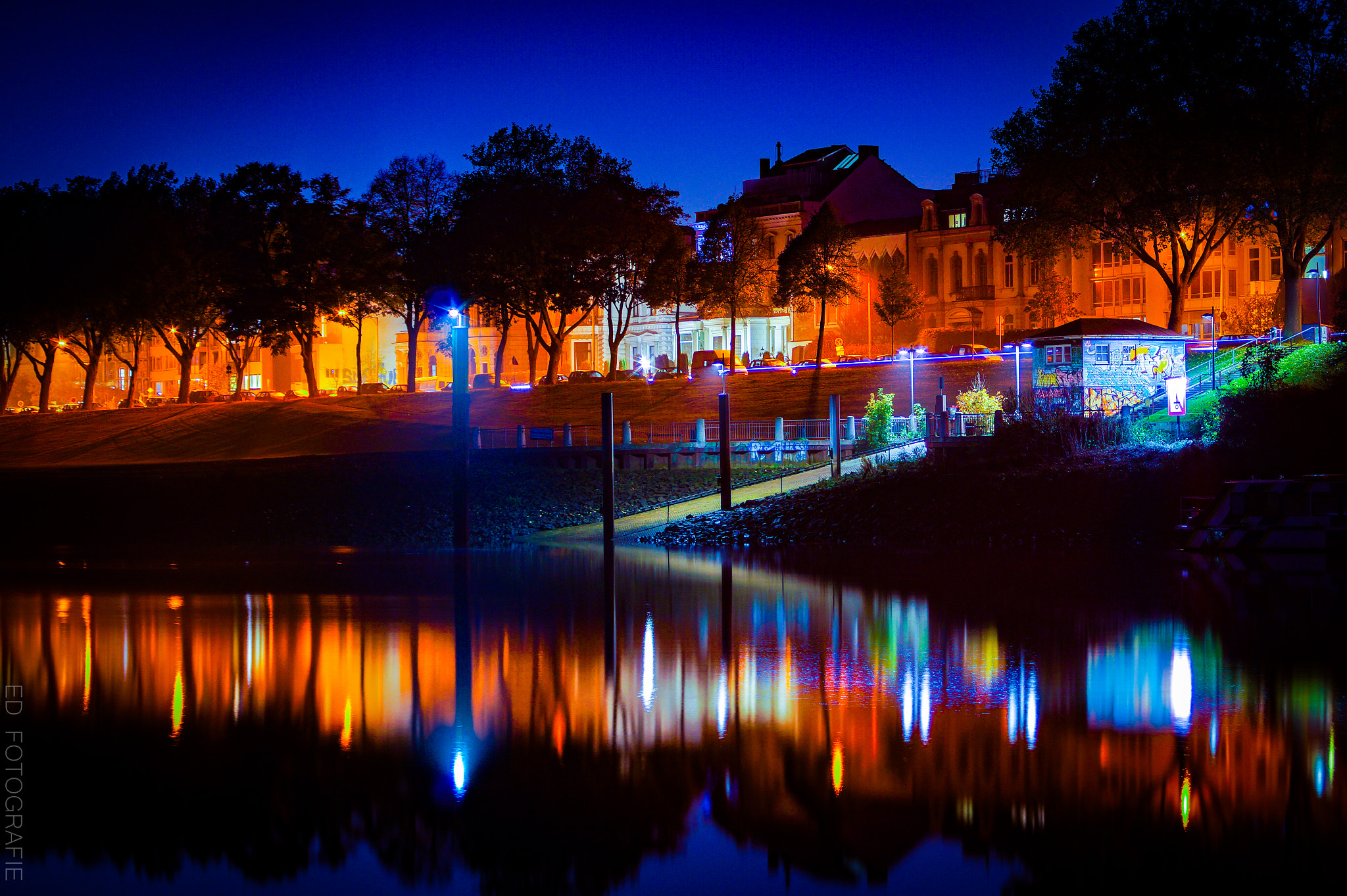 Sony SLT-A58 + 35-70mm F4 sample photo. Colorful night photography