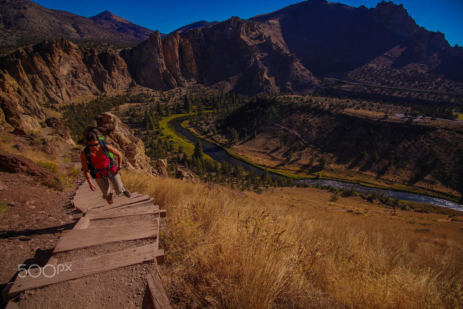 Canon EF-S 10-18mm F4.5–5.6 IS STM sample photo. Smith rock marie photography