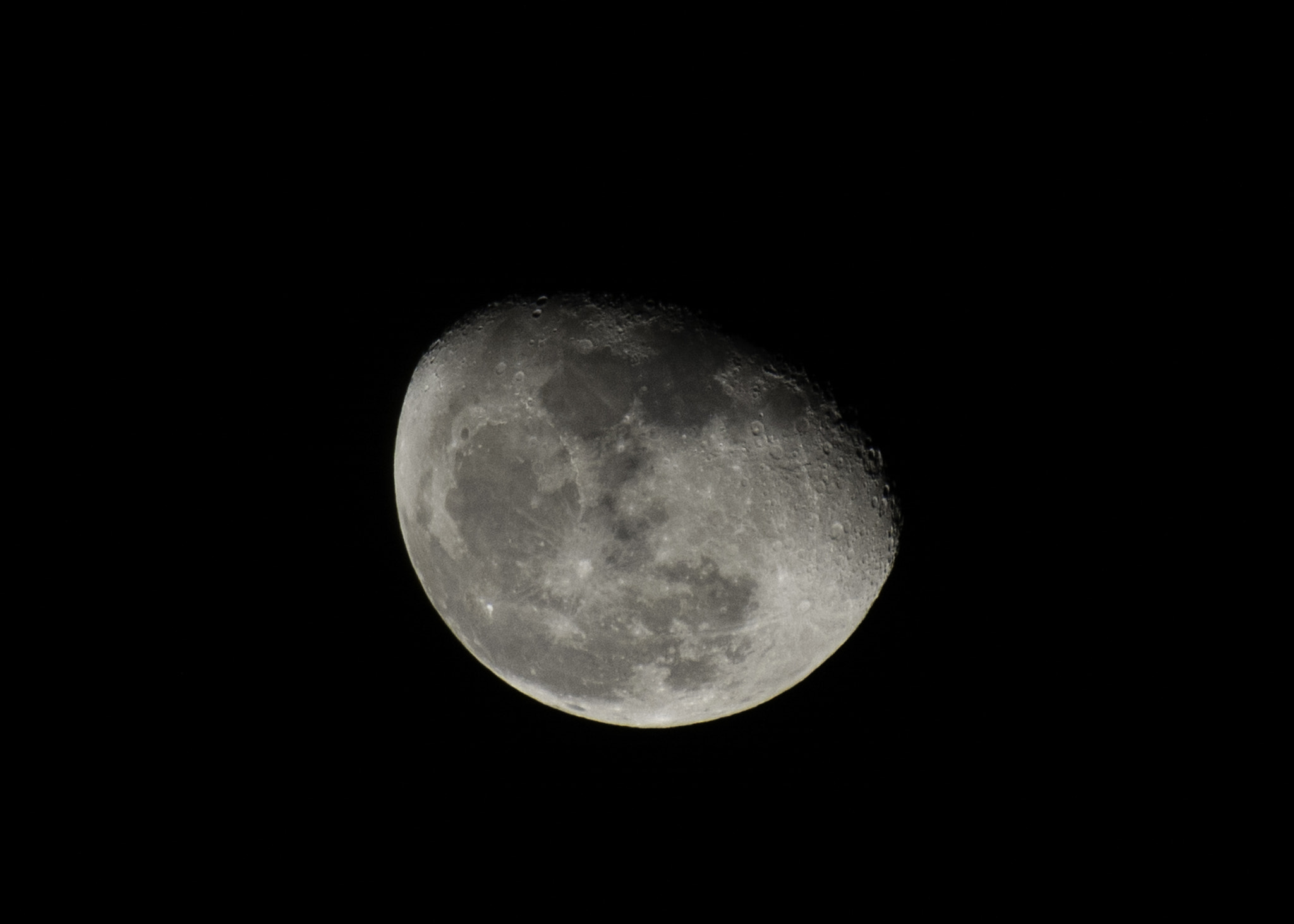 Nikon D5200 + Sigma 70-300mm F4-5.6 DG OS sample photo. Waxing gibbous moon photography