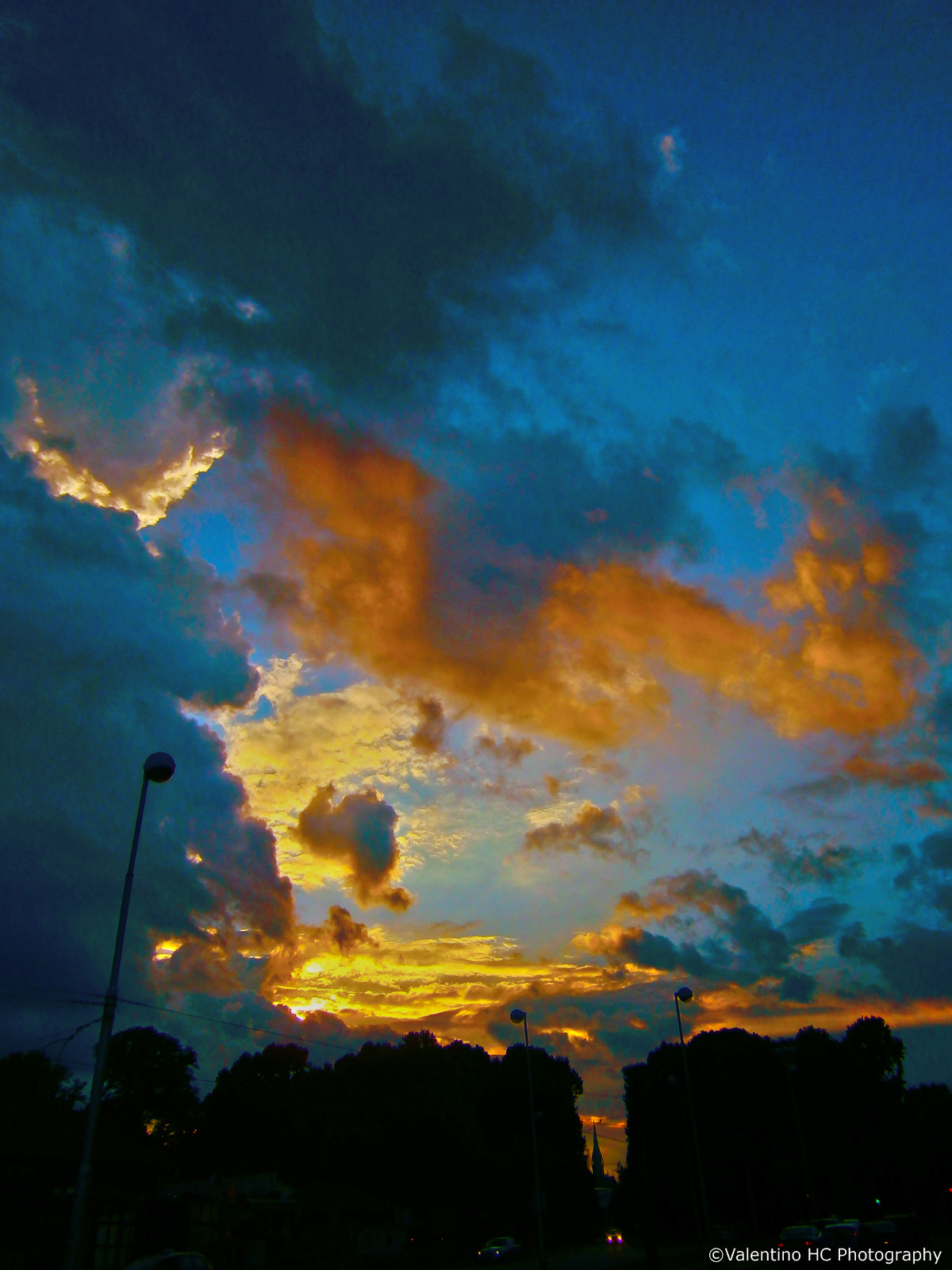 Olympus VG120,D705 sample photo. Cloudporn photography