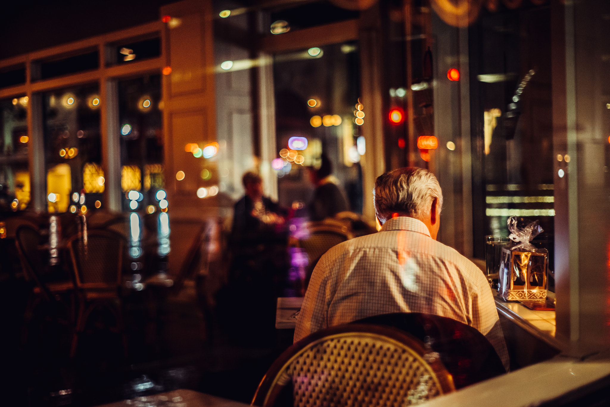 Sony a7 + Minolta AF 50mm F1.7 sample photo. Waiting game photography