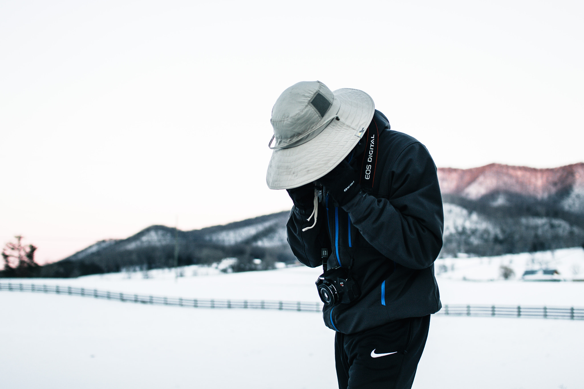 Sigma 30mm F1.4 EX DC HSM sample photo. Snow photography