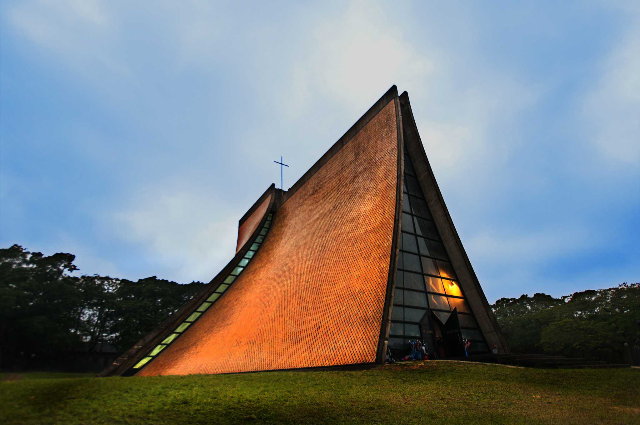 Nikon D300S + Sigma 10-20mm F3.5 EX DC HSM sample photo. Lusiyi church photography