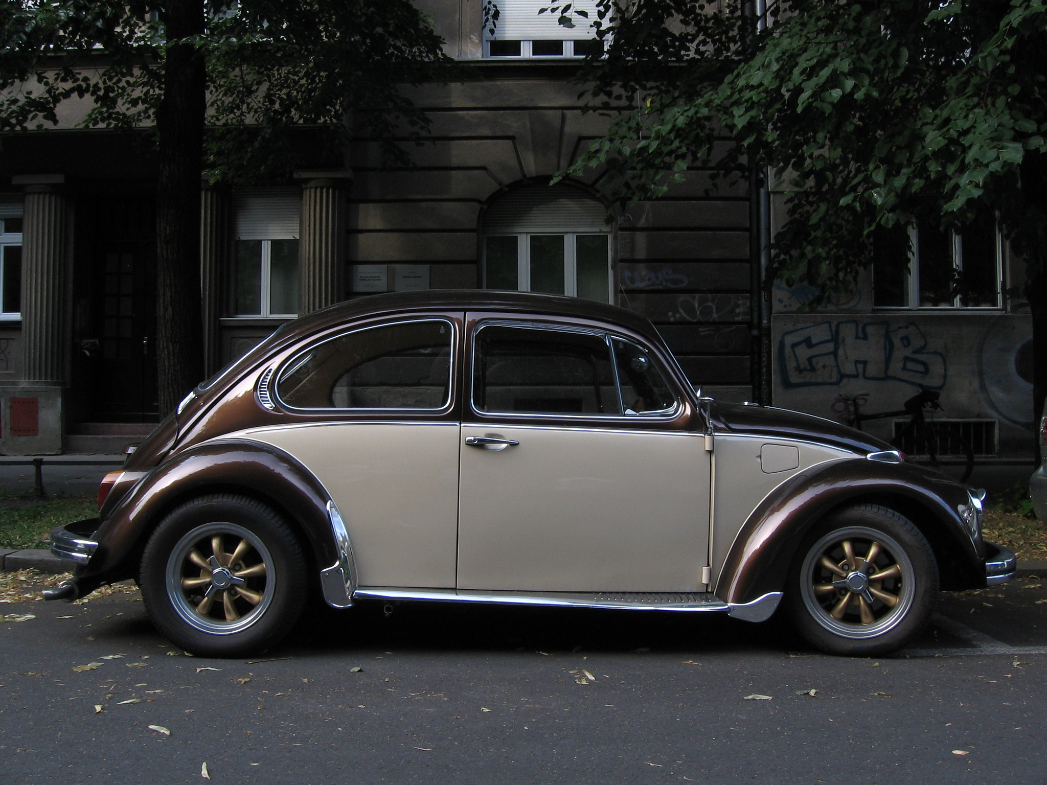 Canon POWERSHOT A520 sample photo. Vw beetle photography