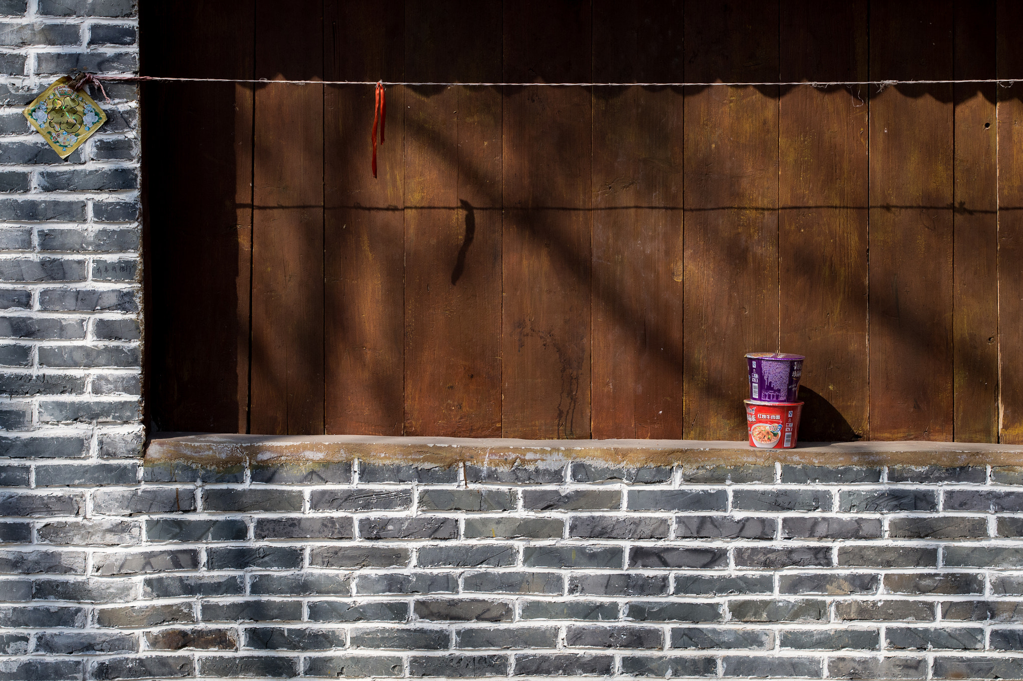 Olympus PEN E-PL5 sample photo. Cup noodle still life photography