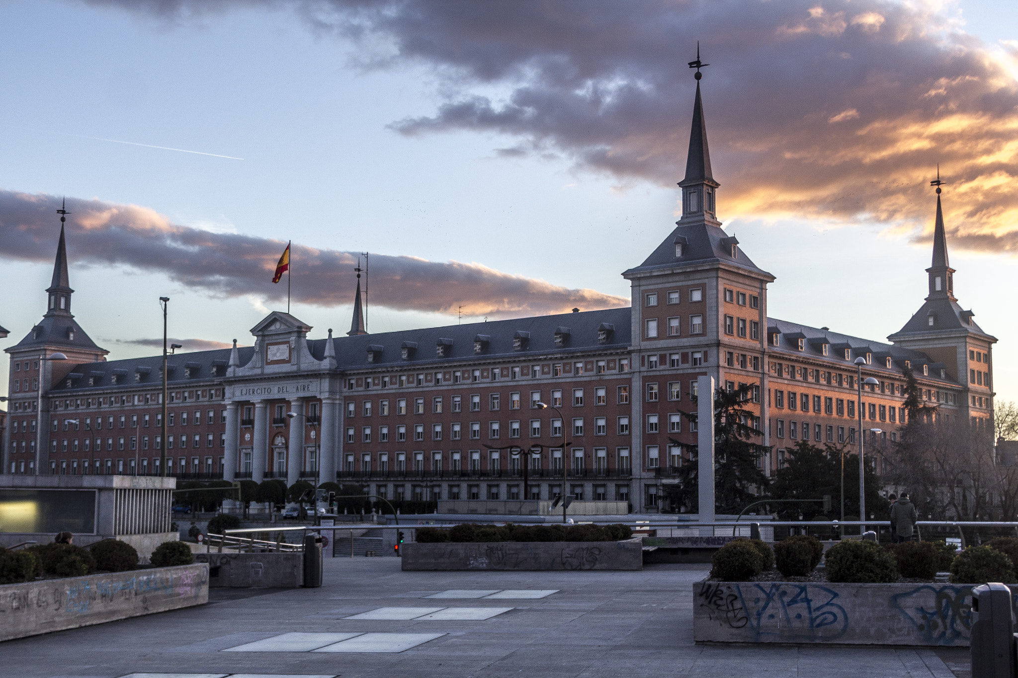 Canon EF 28-135mm F3.5-5.6 IS USM sample photo. Moncloa photography