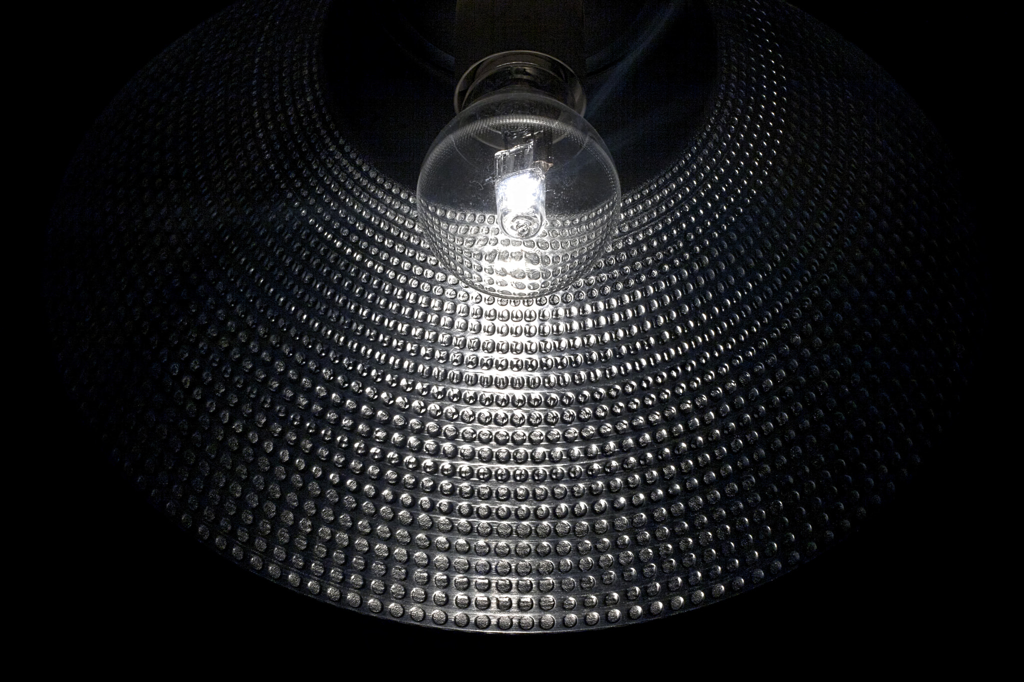 Canon EOS 30D + Canon EF 50mm F1.8 II sample photo. Silver lamp. photography