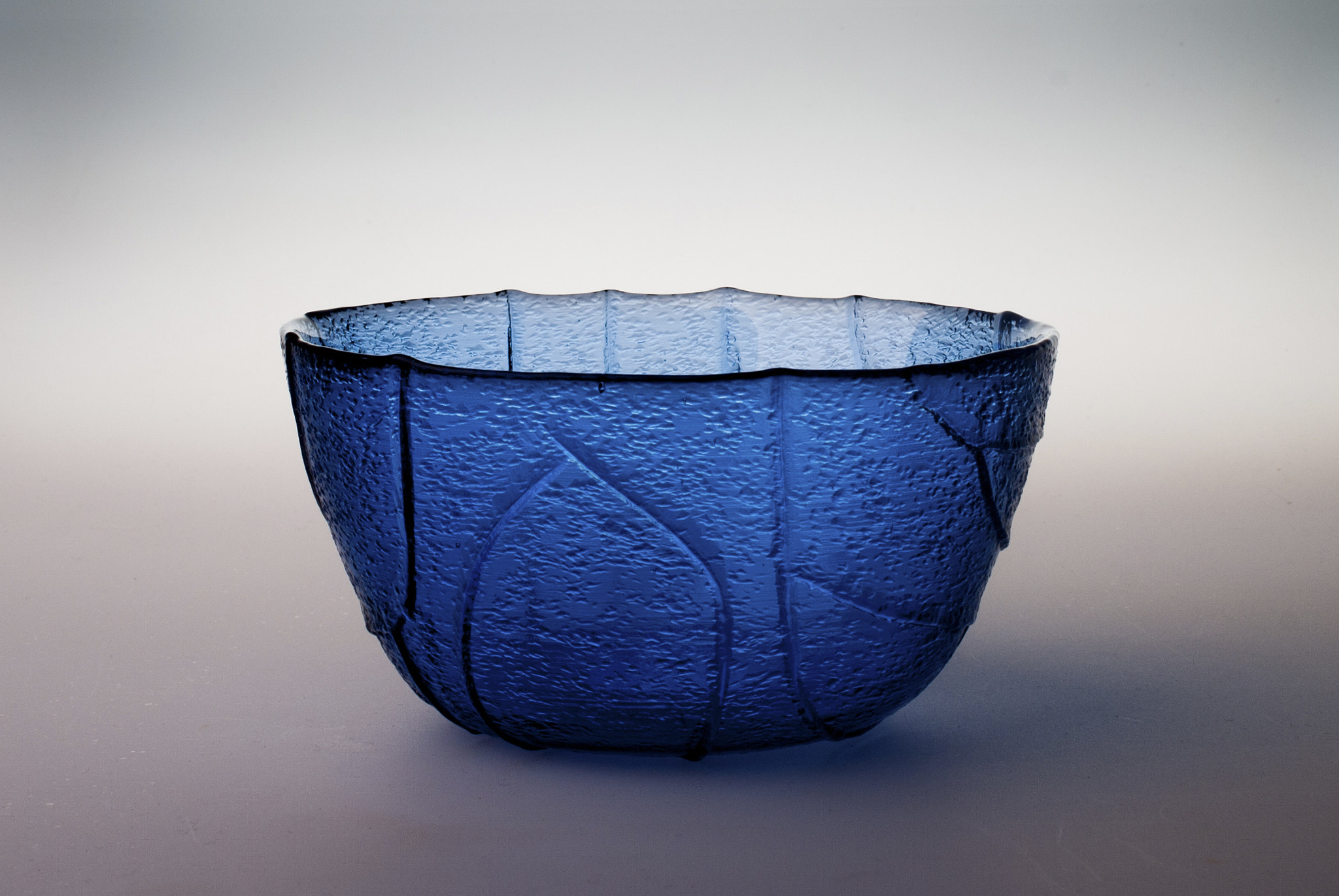 Nikon D200 sample photo. A blue glass bowl photography