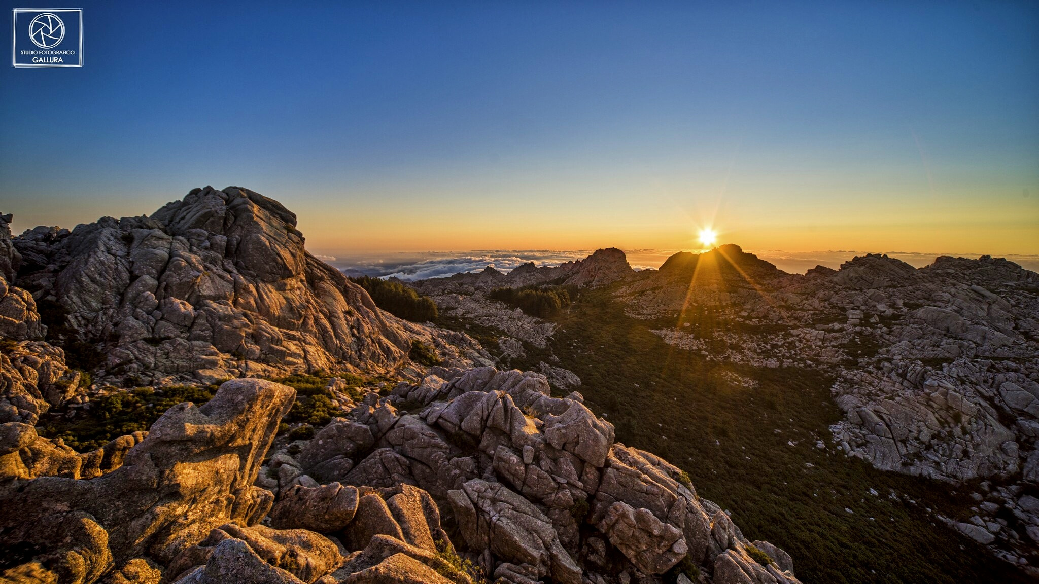 Sigma 12-24mm F4.5-5.6 EX DG Aspherical HSM sample photo. Alba sul monte limbara, sardegna photography