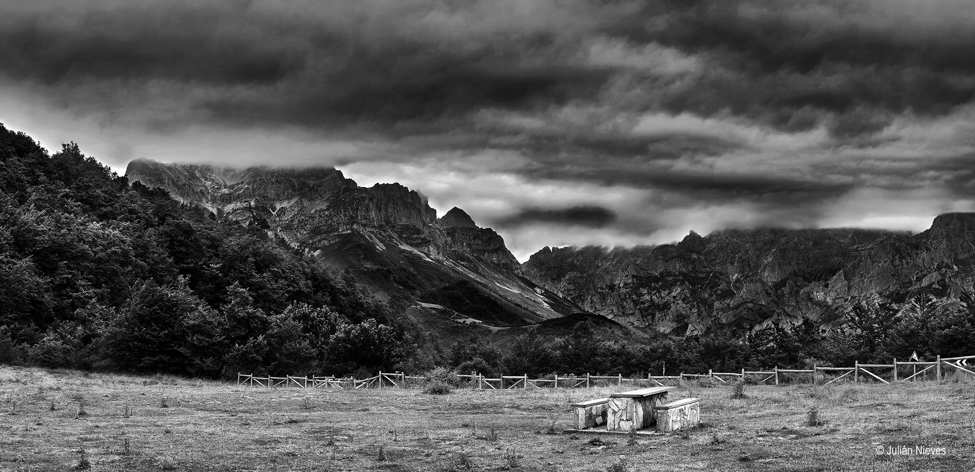 AF Zoom-Nikkor 24-120mm f/3.5-5.6D IF sample photo. Soledad photography
