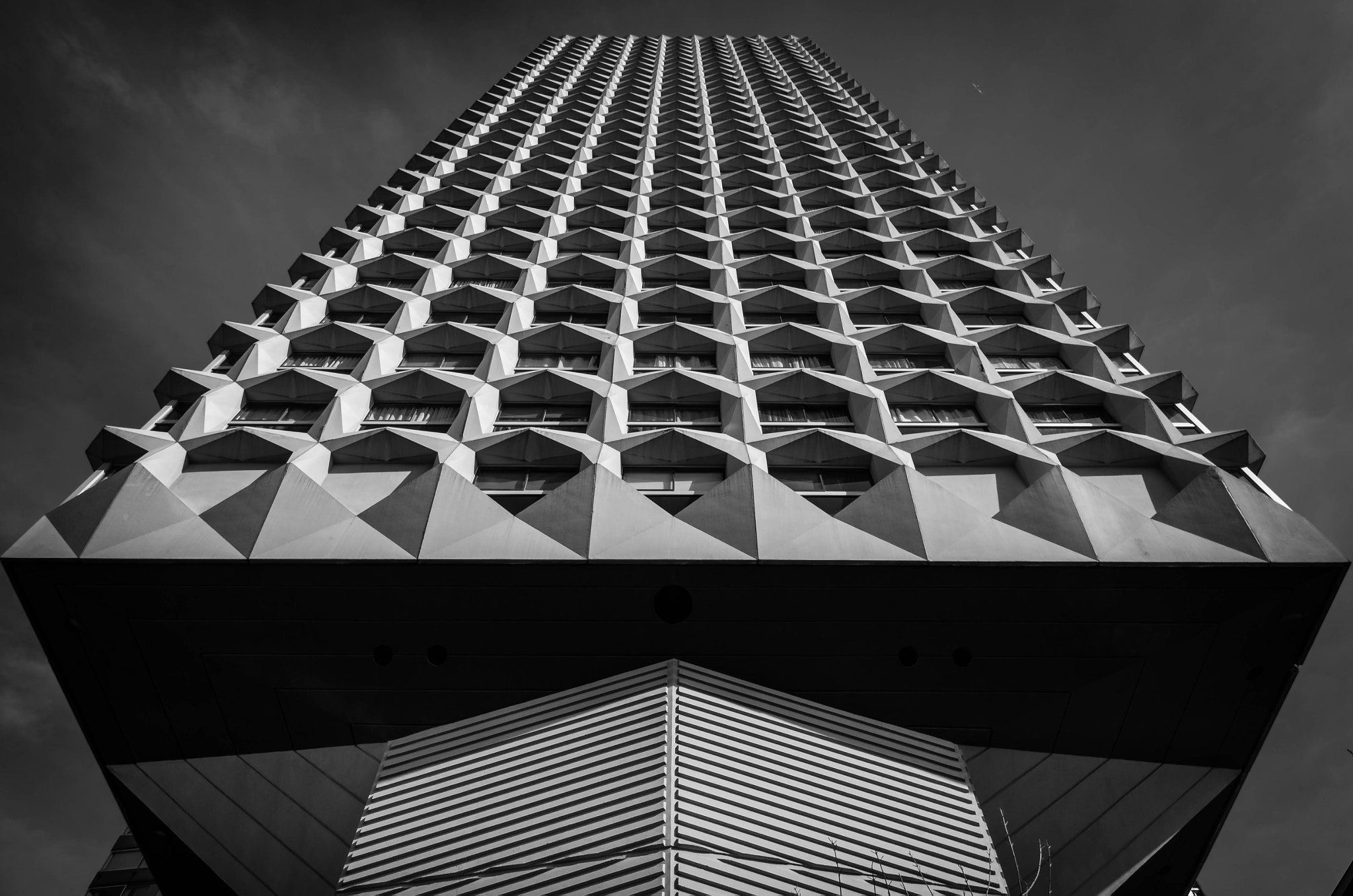 HD Pentax DA 15mm F4 ED AL Limited sample photo. 70's architecture photography