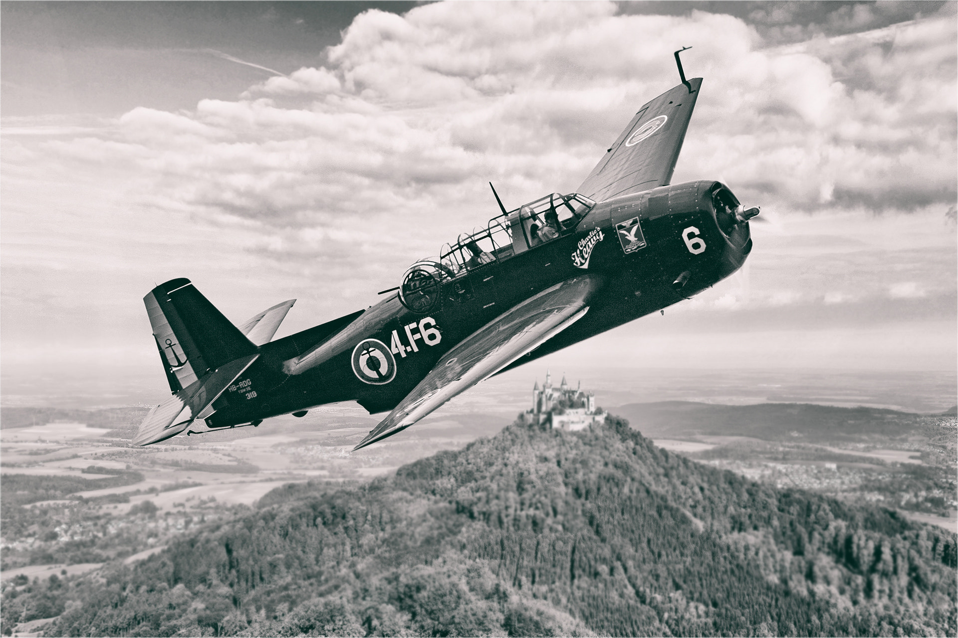 Canon EF 300mm F4L IS USM sample photo. Grumman tbm avenger photography