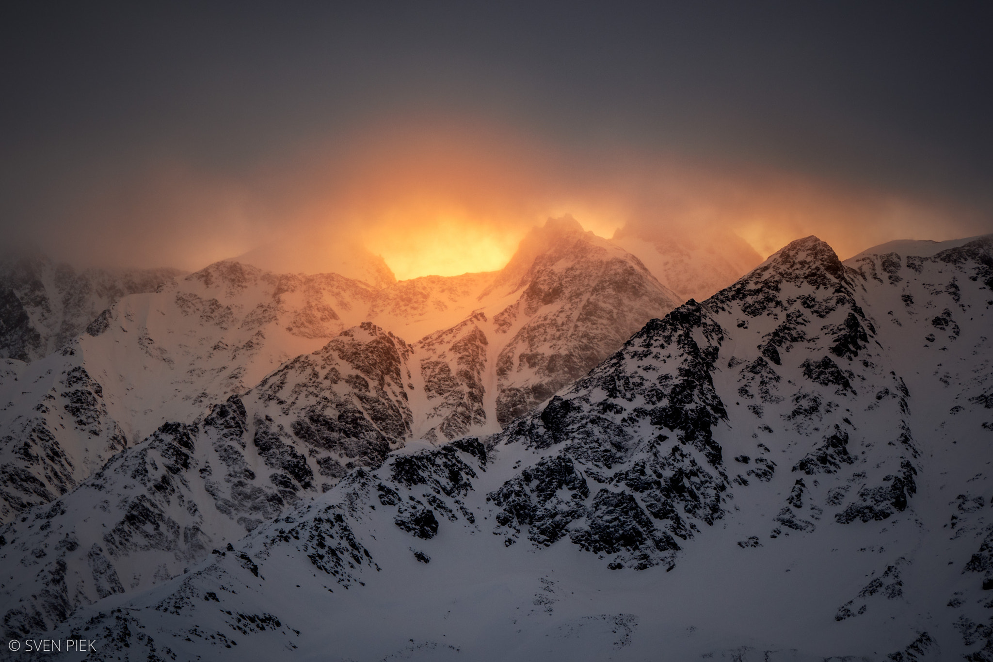 Panasonic Lumix G Vario 45-200mm F4-5.6 OIS sample photo. Sunrise at the magic valley photography