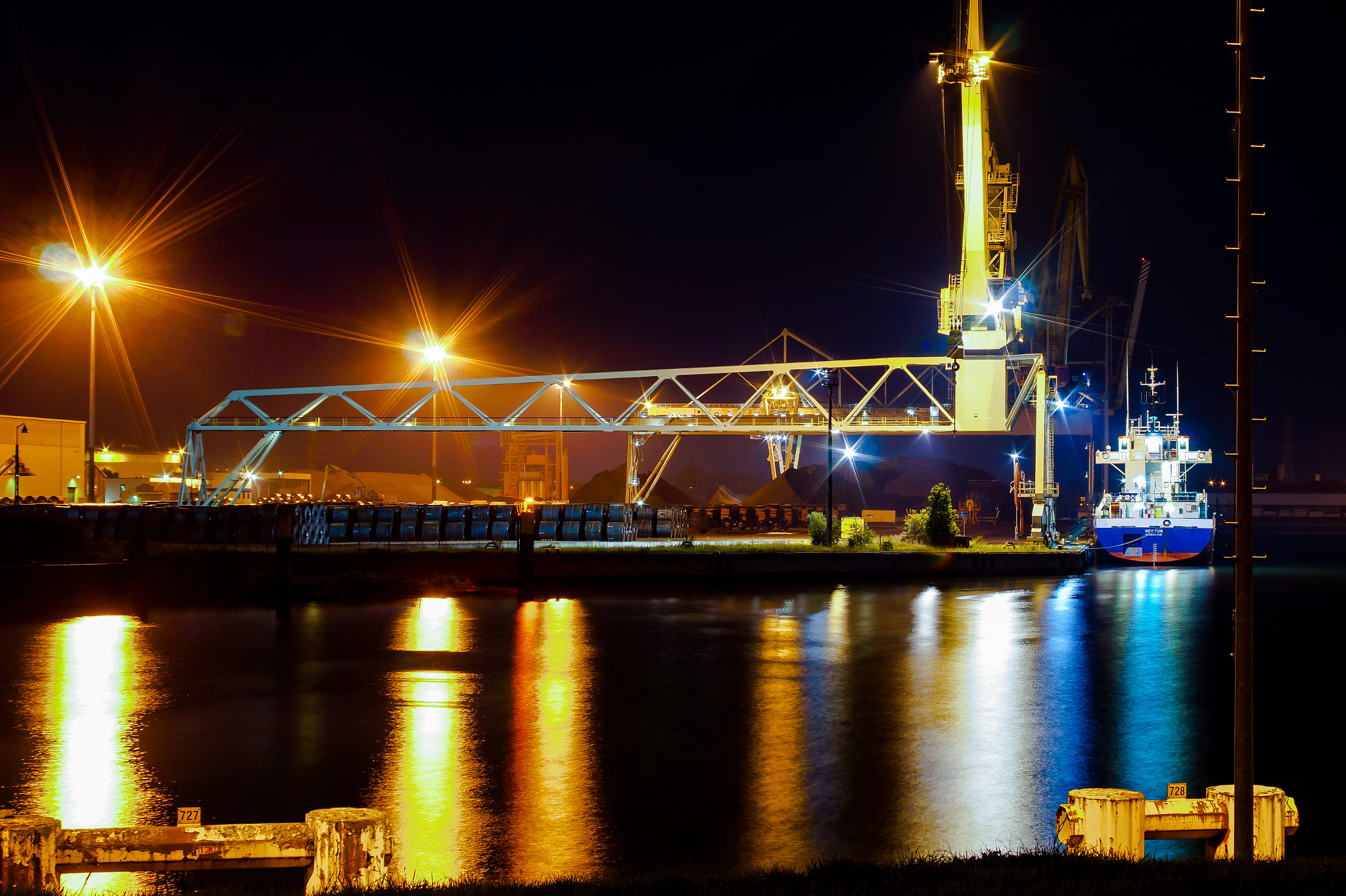 Sony SLT-A58 + 35-70mm F4 sample photo. Industrial port photography