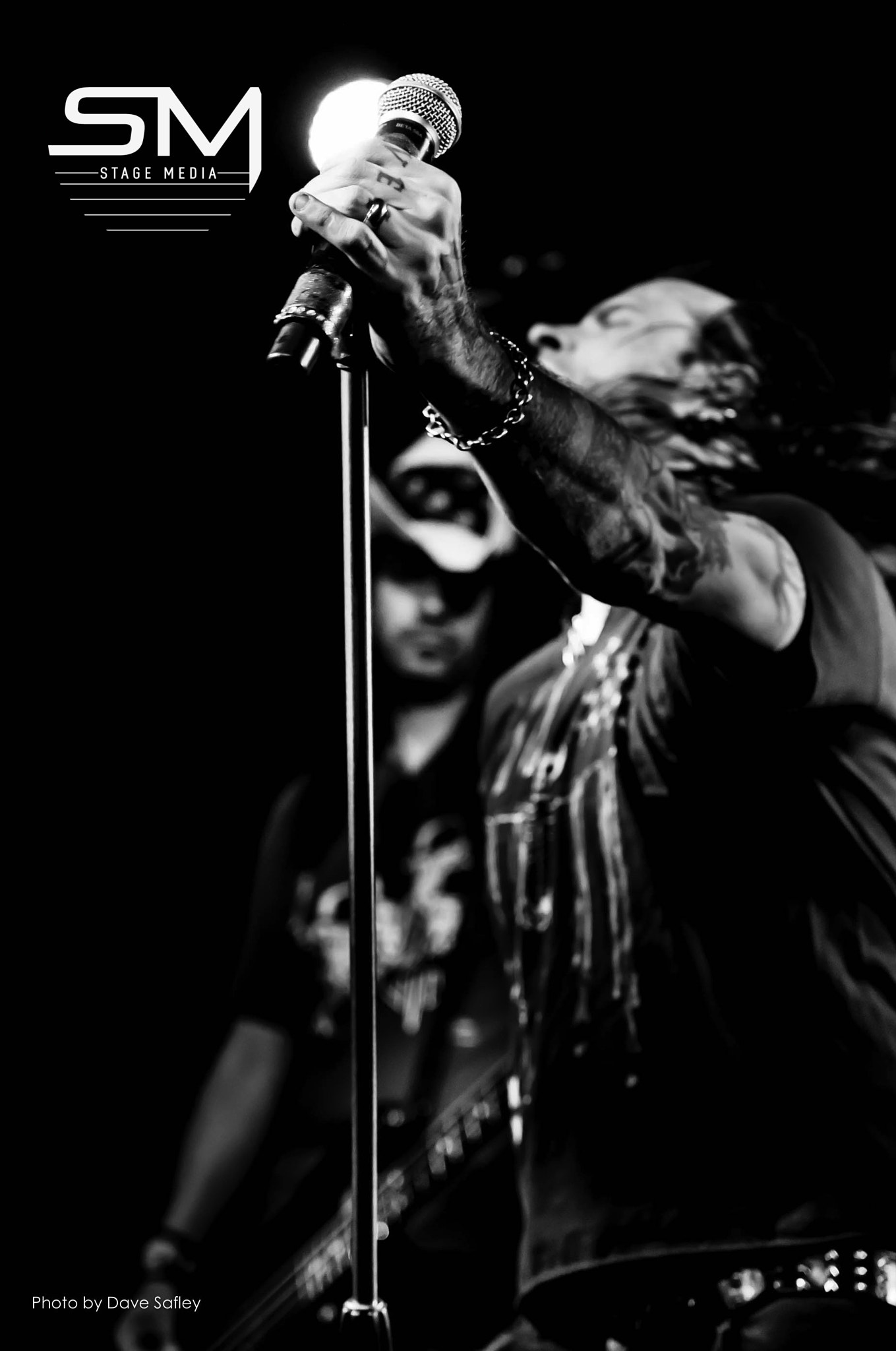 Sigma 50-150mm F2.8 EX APO DC HSM sample photo. Hollywood roses - tiki room photography