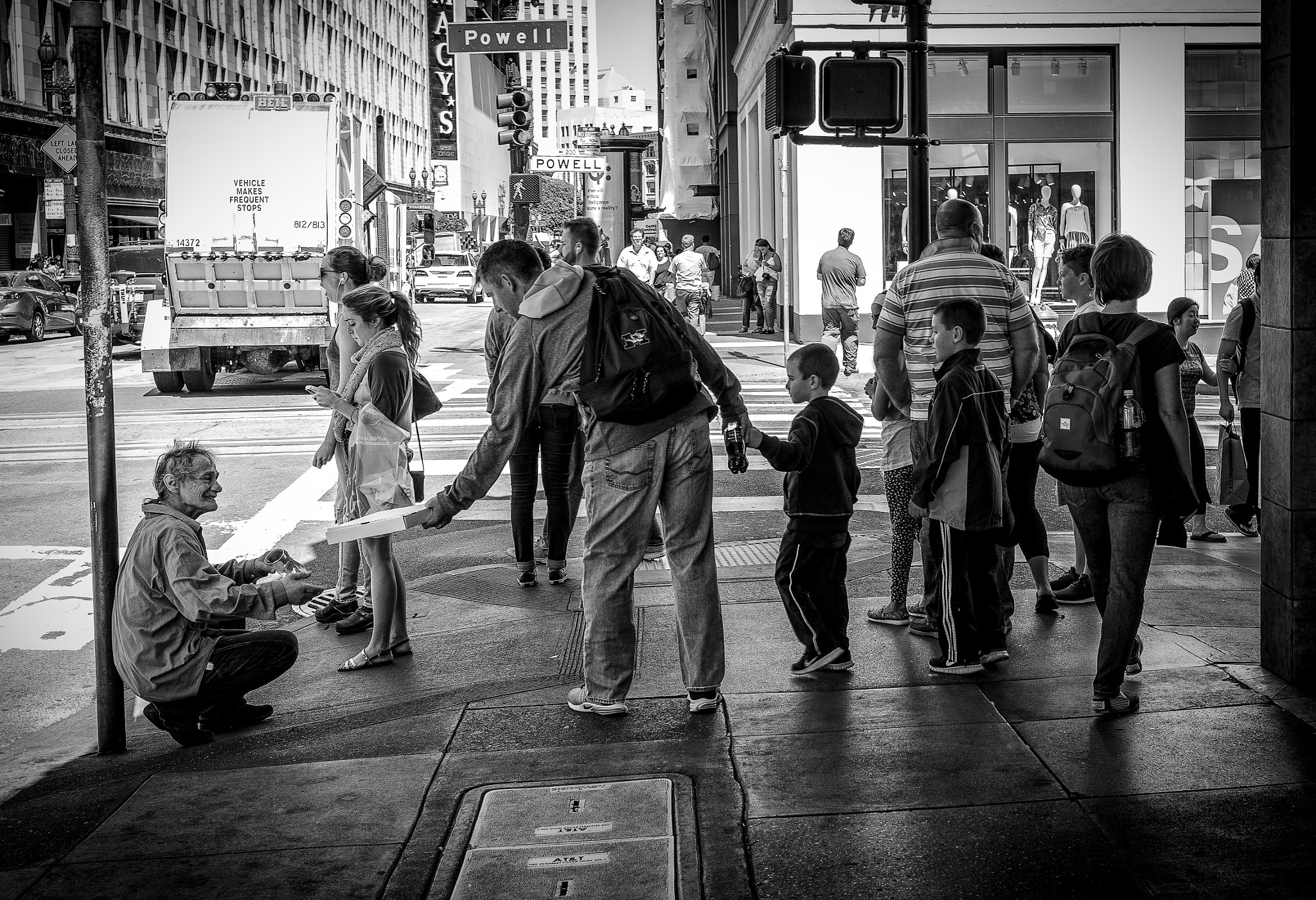 E 35mm F2 sample photo. Kindness photography