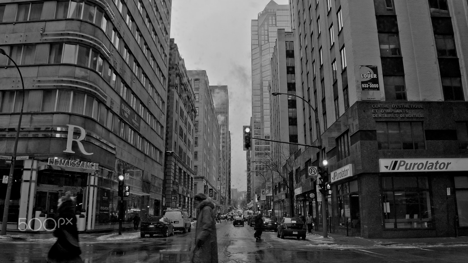 Sony Alpha DSLR-A330 sample photo. Rue notre-dame montréal photography