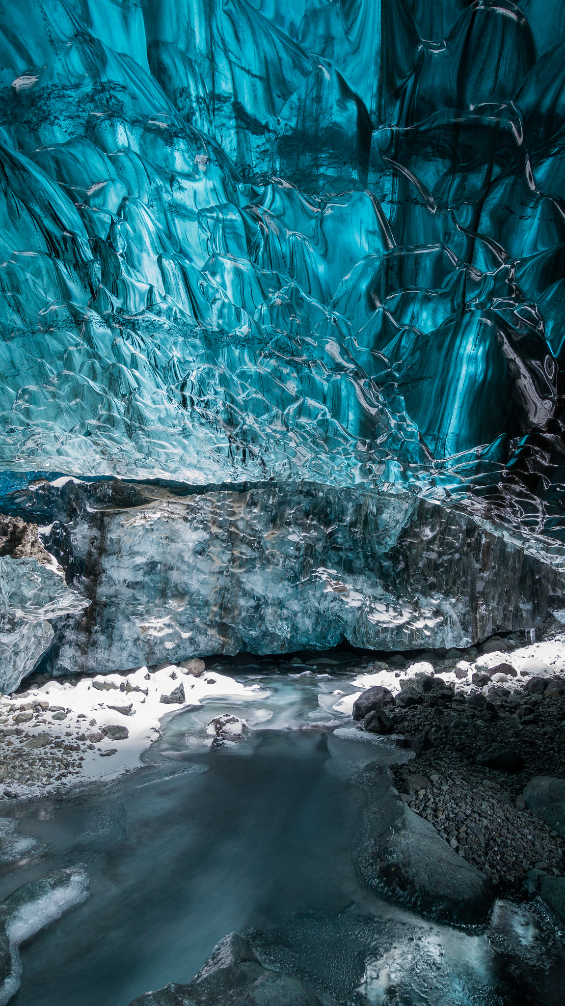 Sony SLT-A57 + Sigma 10-20mm F3.5 EX DC HSM sample photo. Ice cave v photography