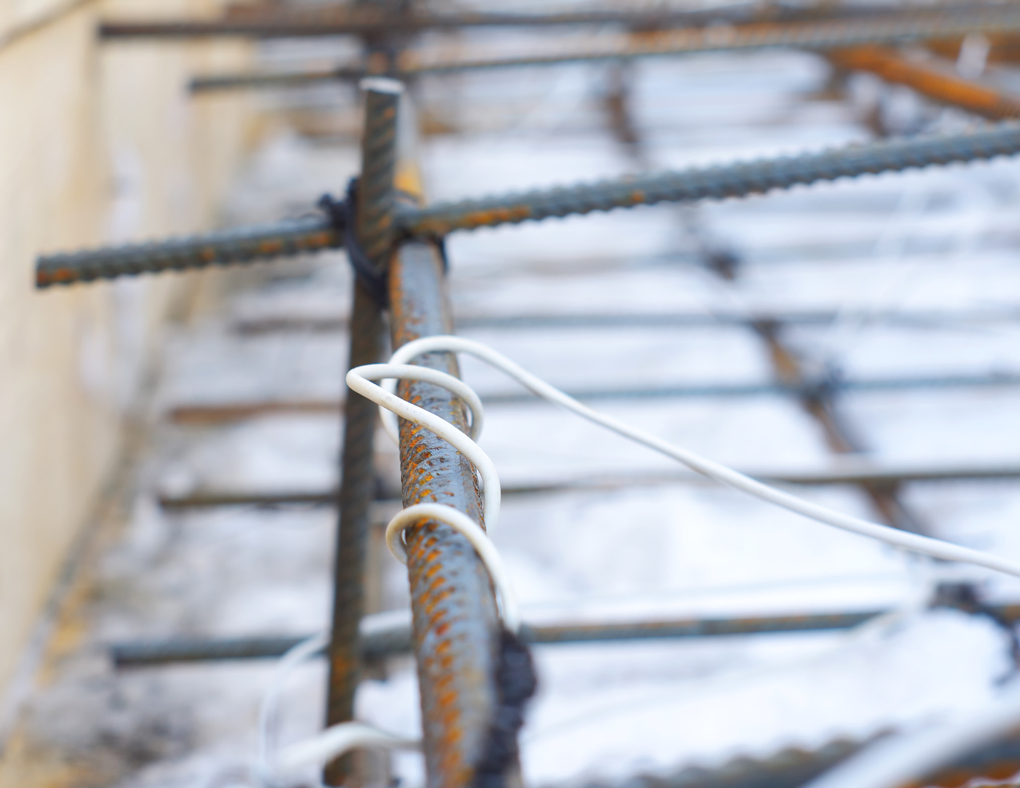 Pentax K-x + A Series Lens sample photo. Wire for heating concrete in winter season photography