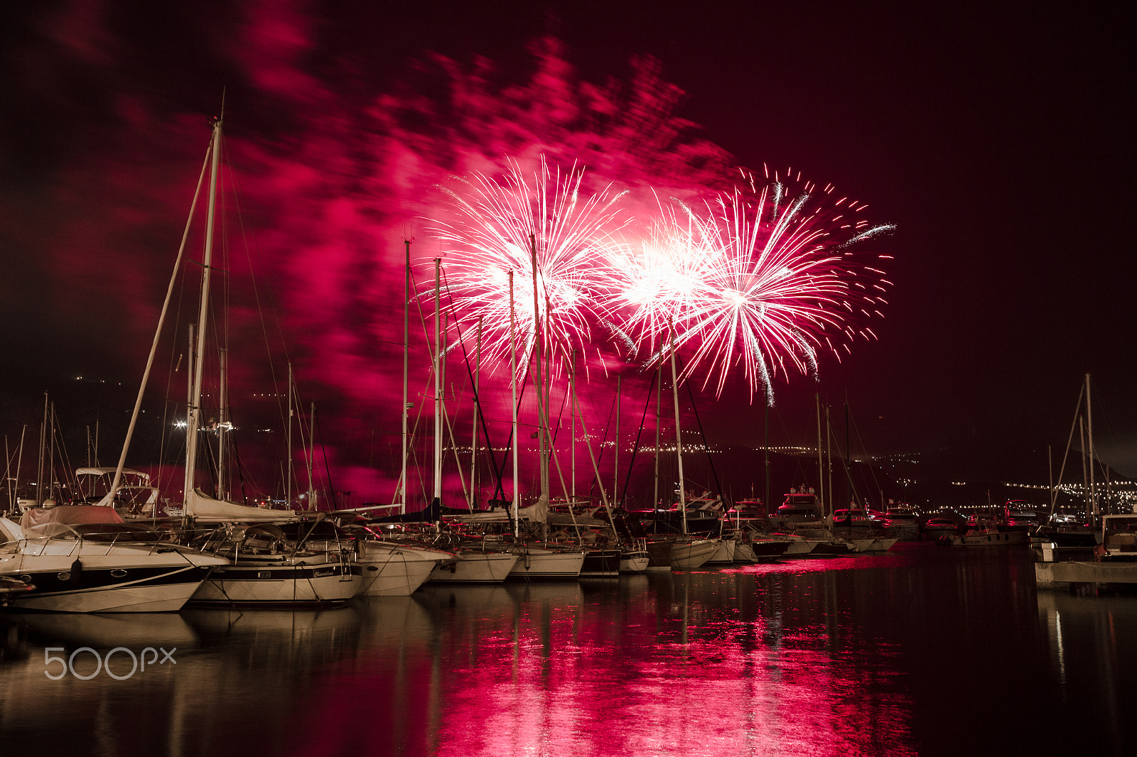Canon EOS 7D + Canon EF 20mm F2.8 USM sample photo. Celebration photography