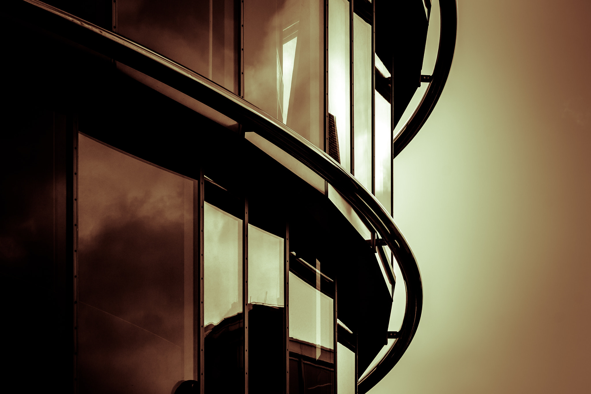 Canon EOS 1000D (EOS Digital Rebel XS / EOS Kiss F) sample photo. "reflective urban architecture..." photography