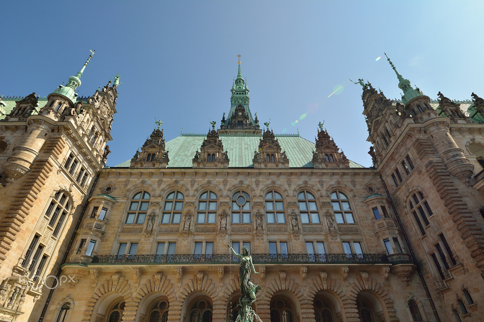 Sigma 12-24mm F4.5-5.6 II DG HSM sample photo. Hamburger rathaus photography