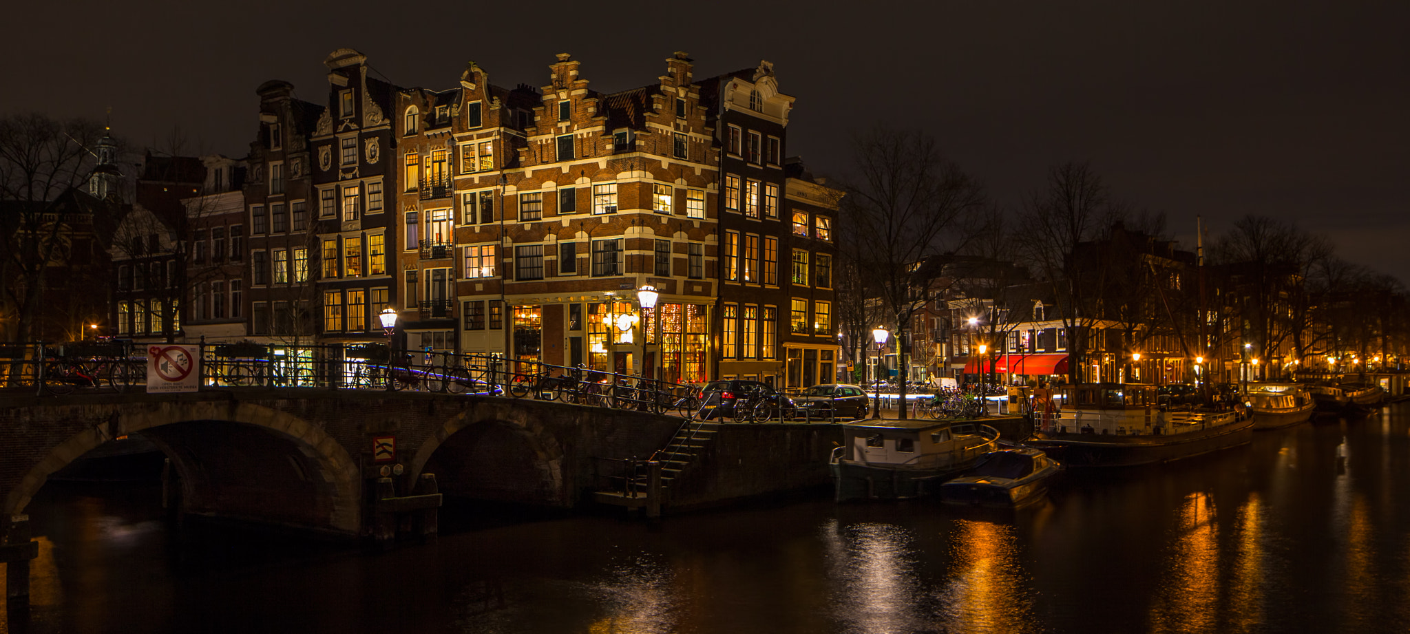 Canon TS-E 24.0mm f/3.5 L II sample photo. Amsterdam blues photography