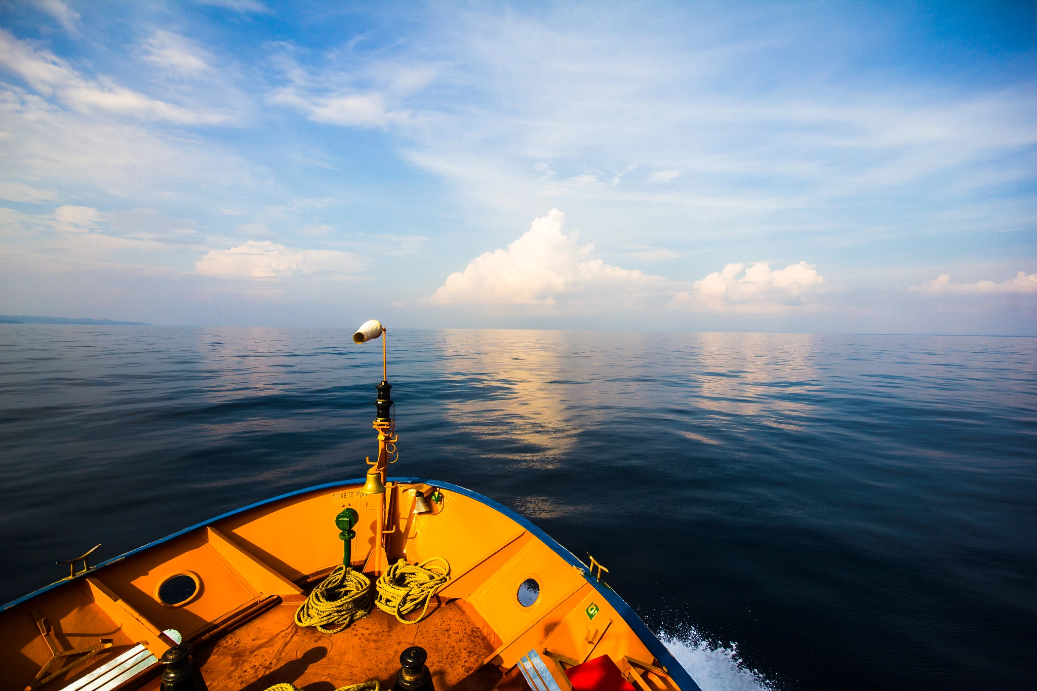 Sigma 10-20mm F4-5.6 EX DC HSM sample photo. The andaman sea photography