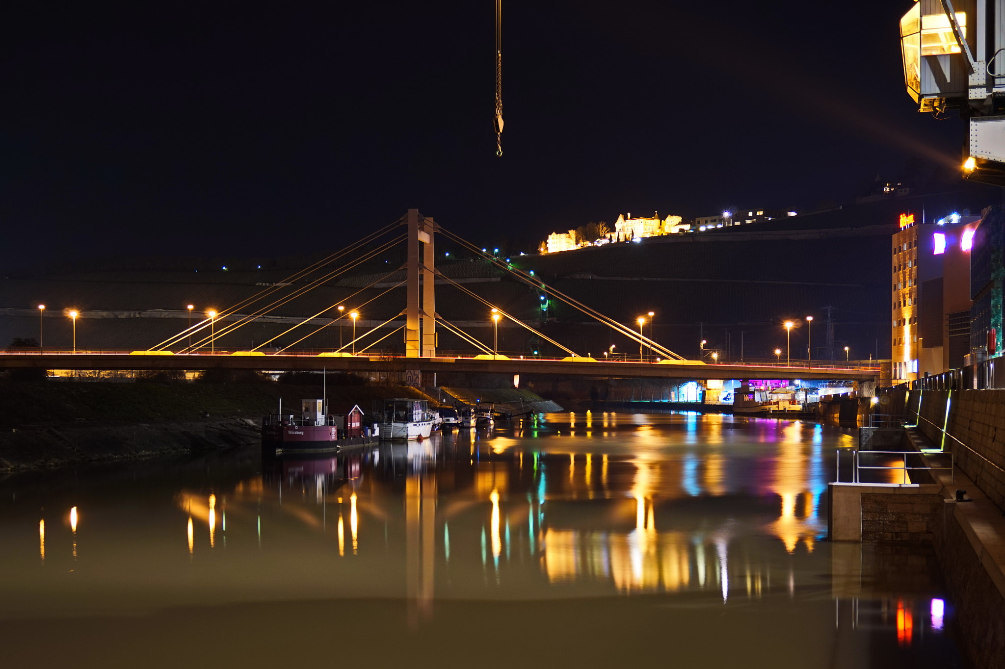 Sony E 16-50mm F3.5-5.6 PZ OSS sample photo. Night on the harbour / nacht über dem hafen photography