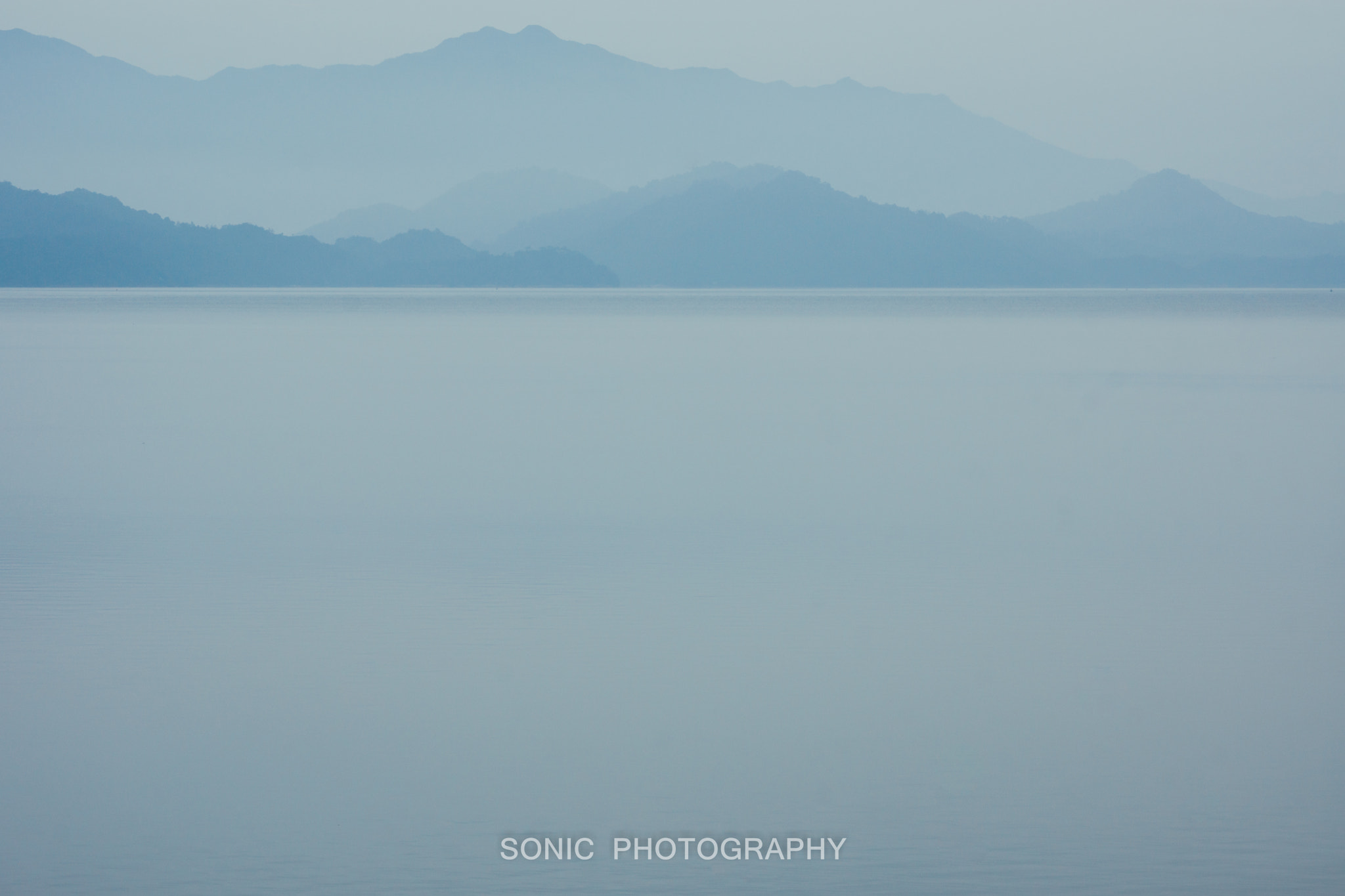 Sony SLT-A77 + Sigma 30mm F1.4 EX DC HSM sample photo. 水墨徽州 photography