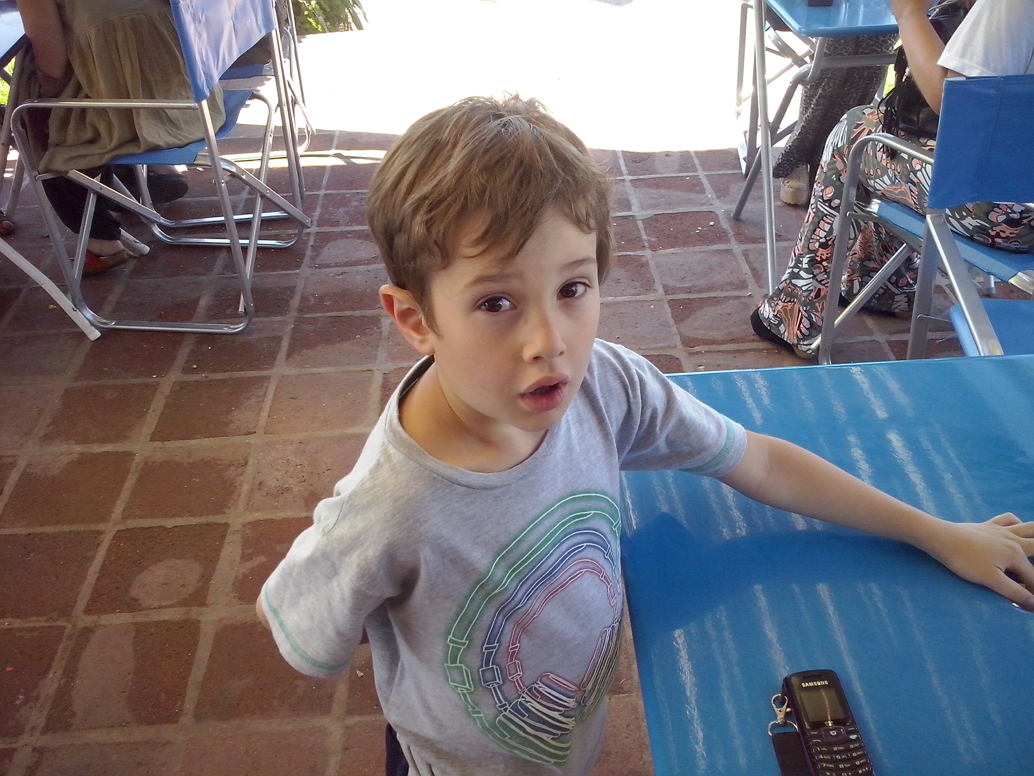 LG OPTIMUS L5 II sample photo. Isaias mix photography