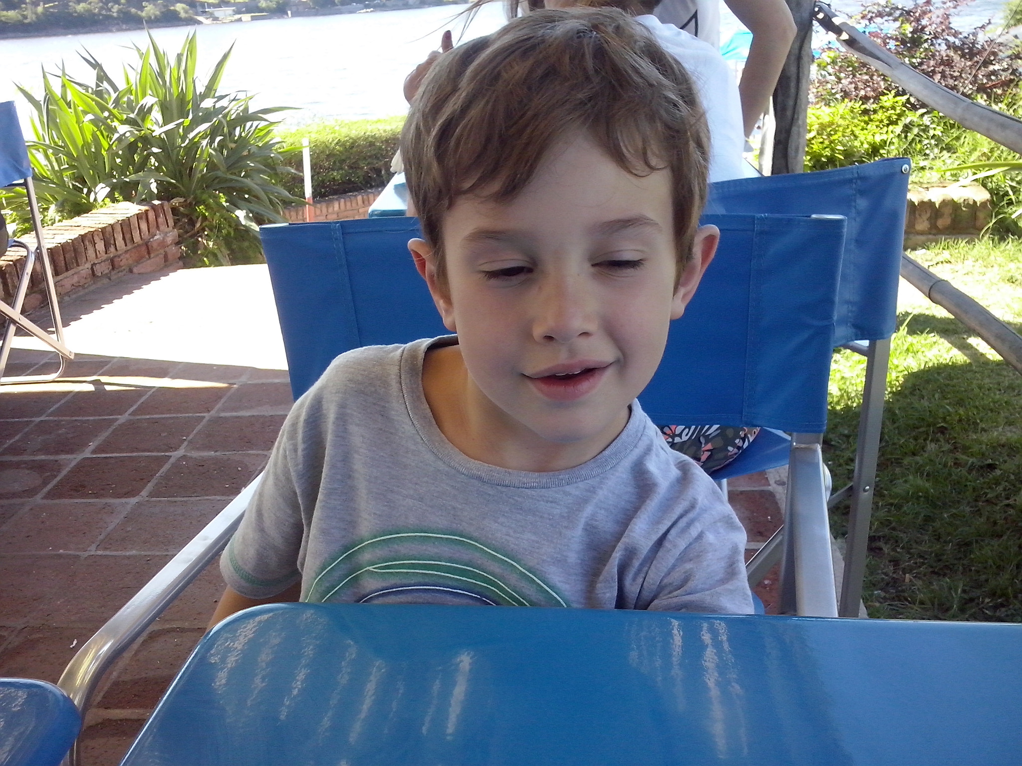 LG OPTIMUS L5 II sample photo. Isaias mix photography
