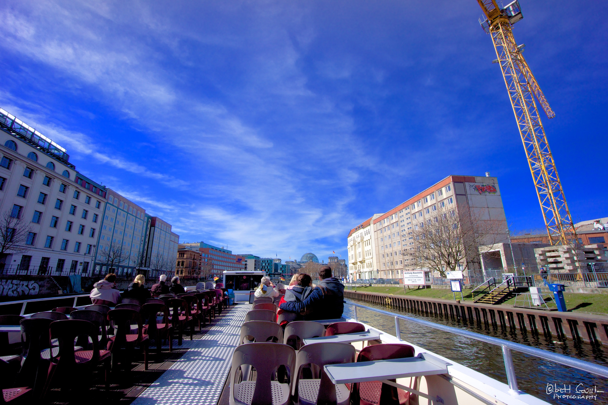 Sony Alpha NEX-7 + Sony E 10-18mm F4 OSS sample photo. Cruising spree river photography