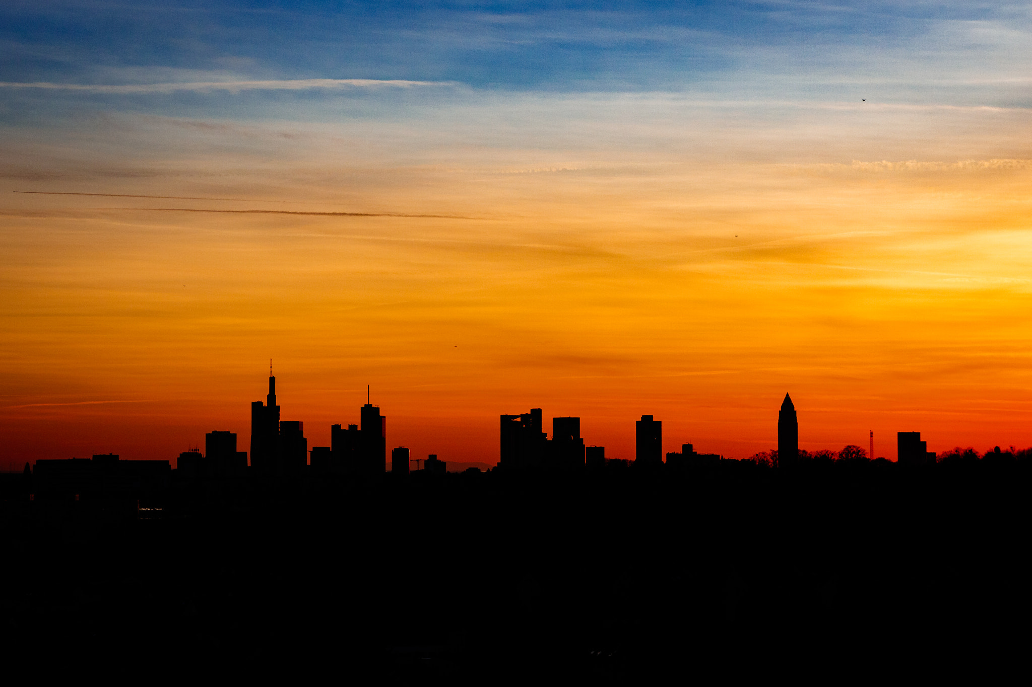 Tamron SP AF 17-50mm F2.8 XR Di II LD Aspherical (IF) sample photo. Skyline of frankfurt photography