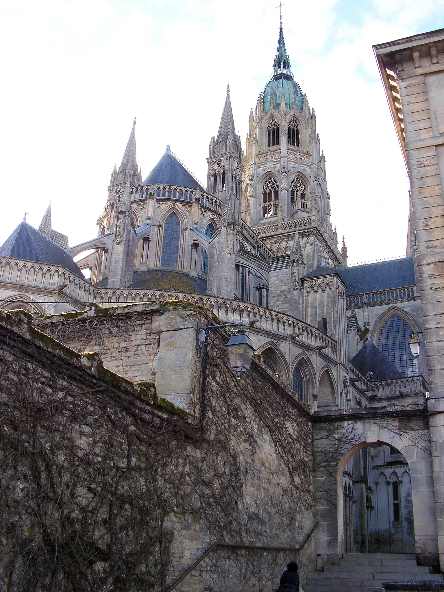 KONICA MINOLTA DiMAGE Z20 sample photo. Cathédrale de bayeux photography