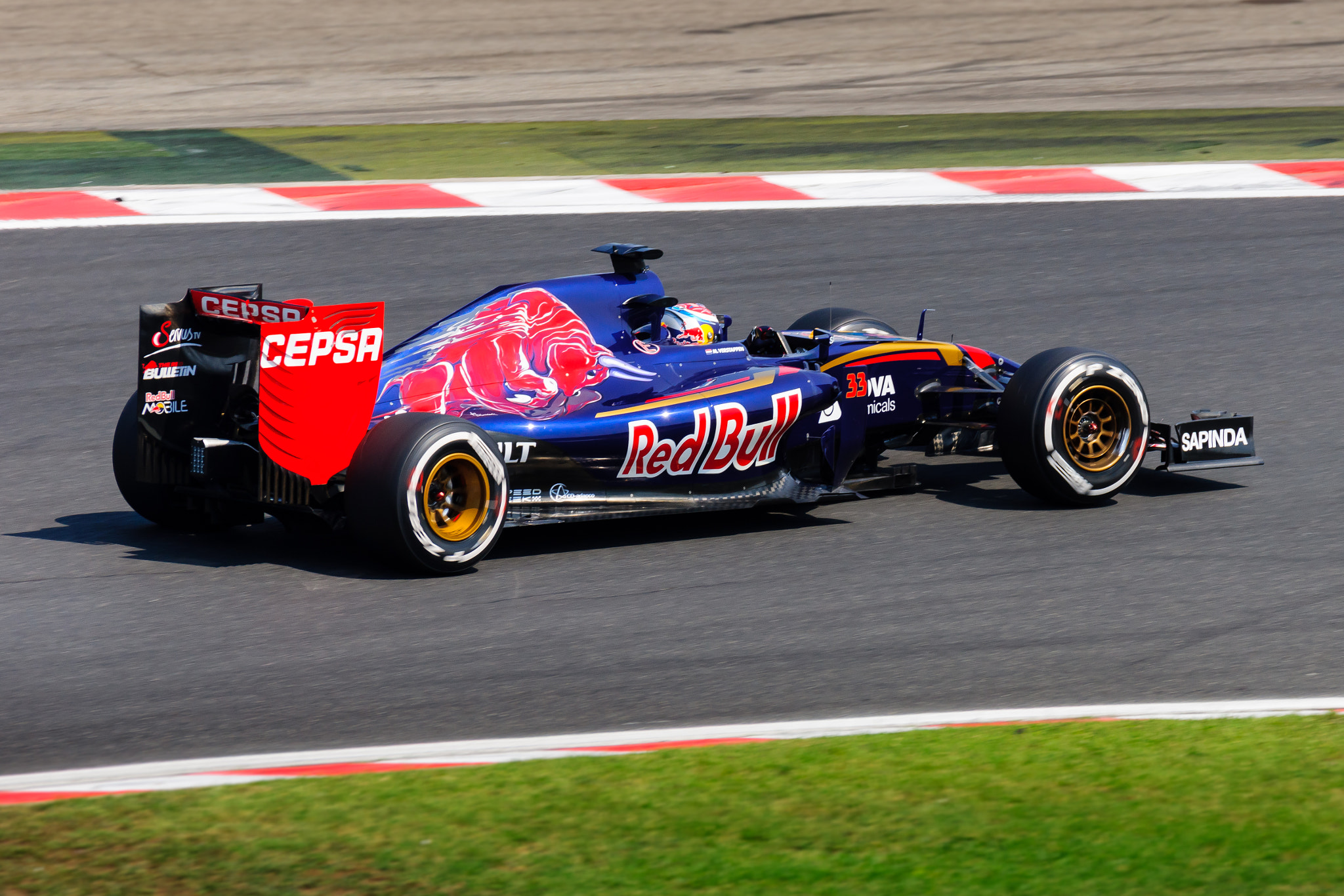Sony 70-300mm F4.5-5.6 G SSM sample photo. Max verstappen photography